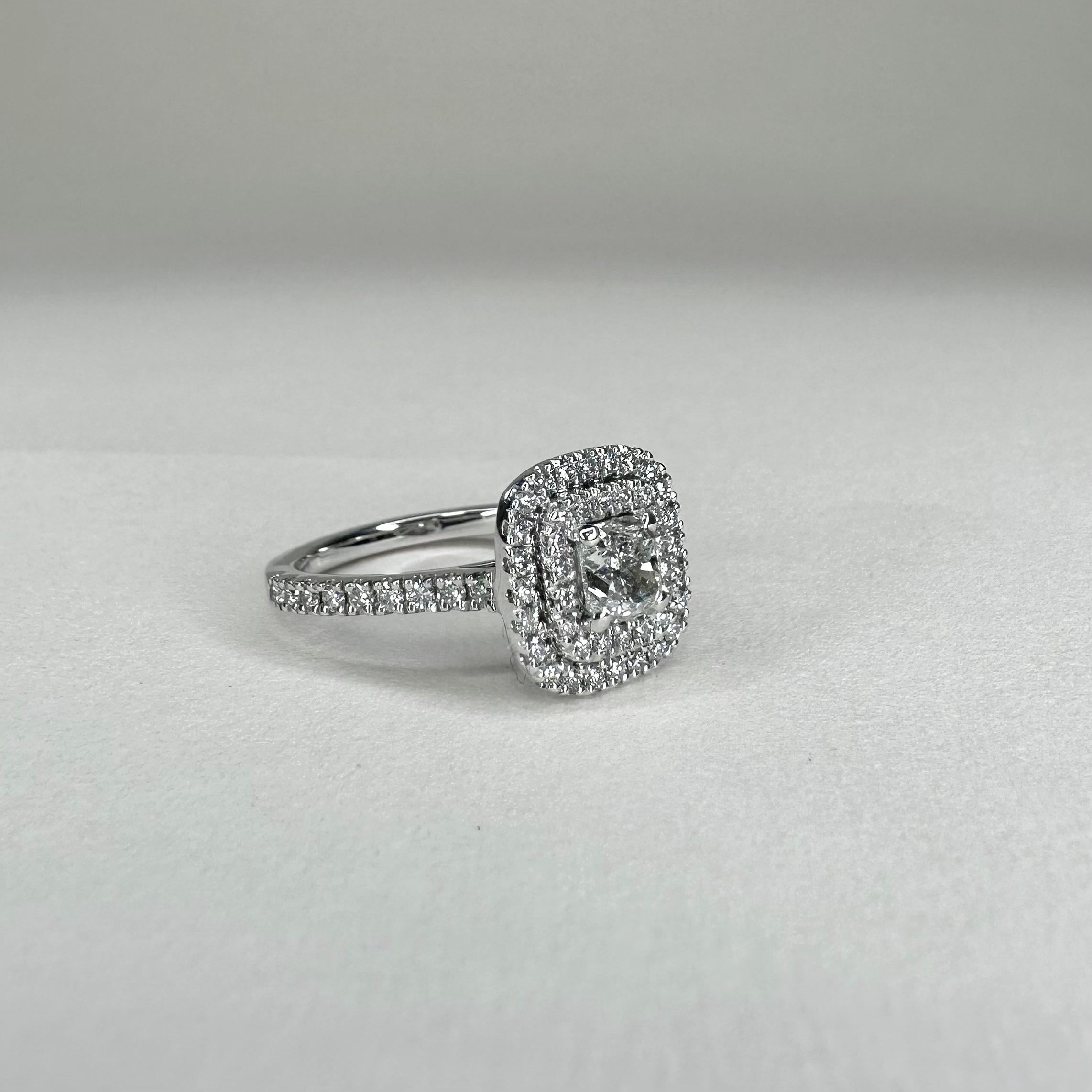 For Sale:  Art Deco Style 18k White Gold 0.70 Ct Diamond Ring GIA Certified with 0.55 Cts 7