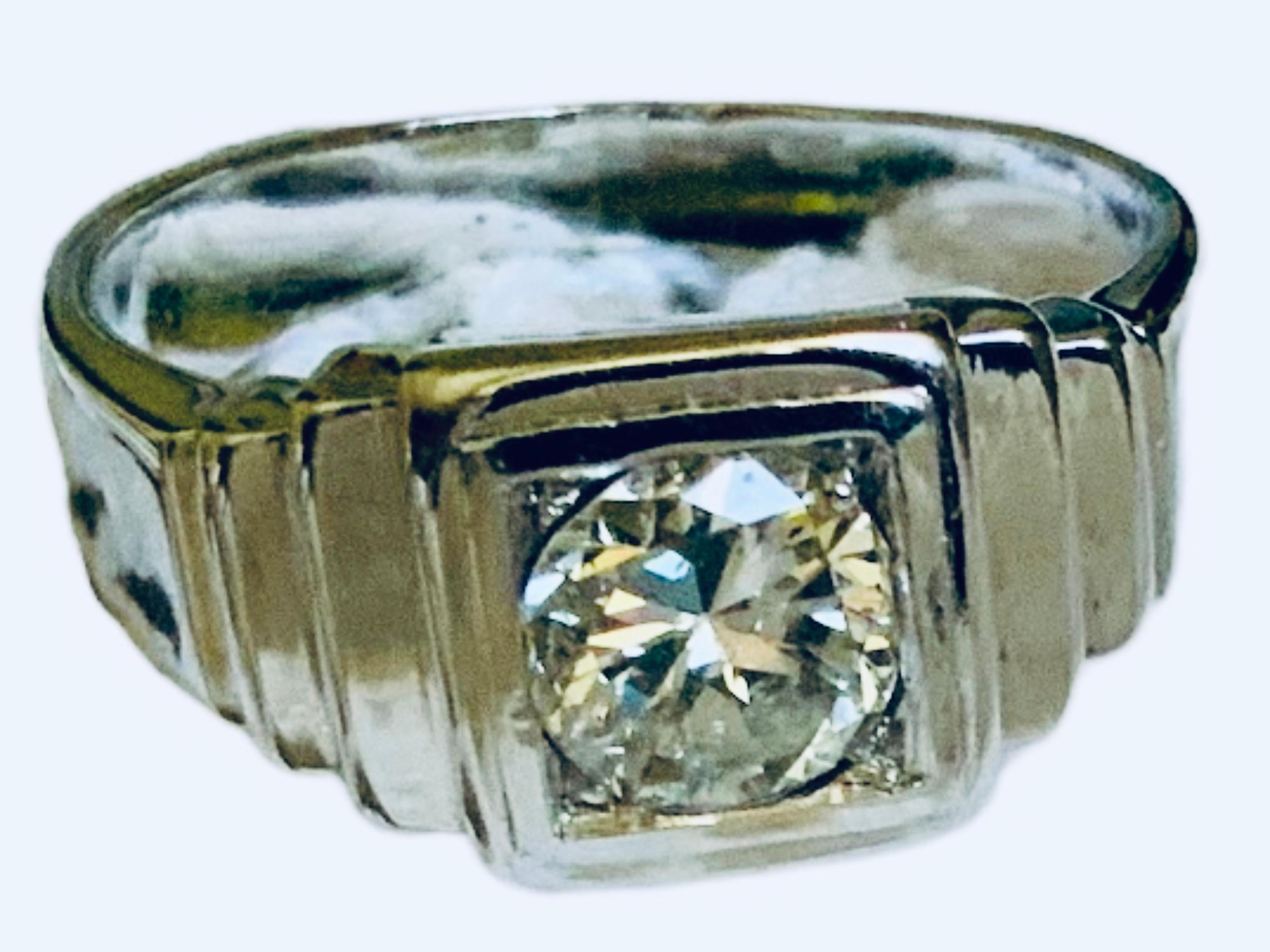 Art Deco Style 18K White Gold And Diamond Ring 5