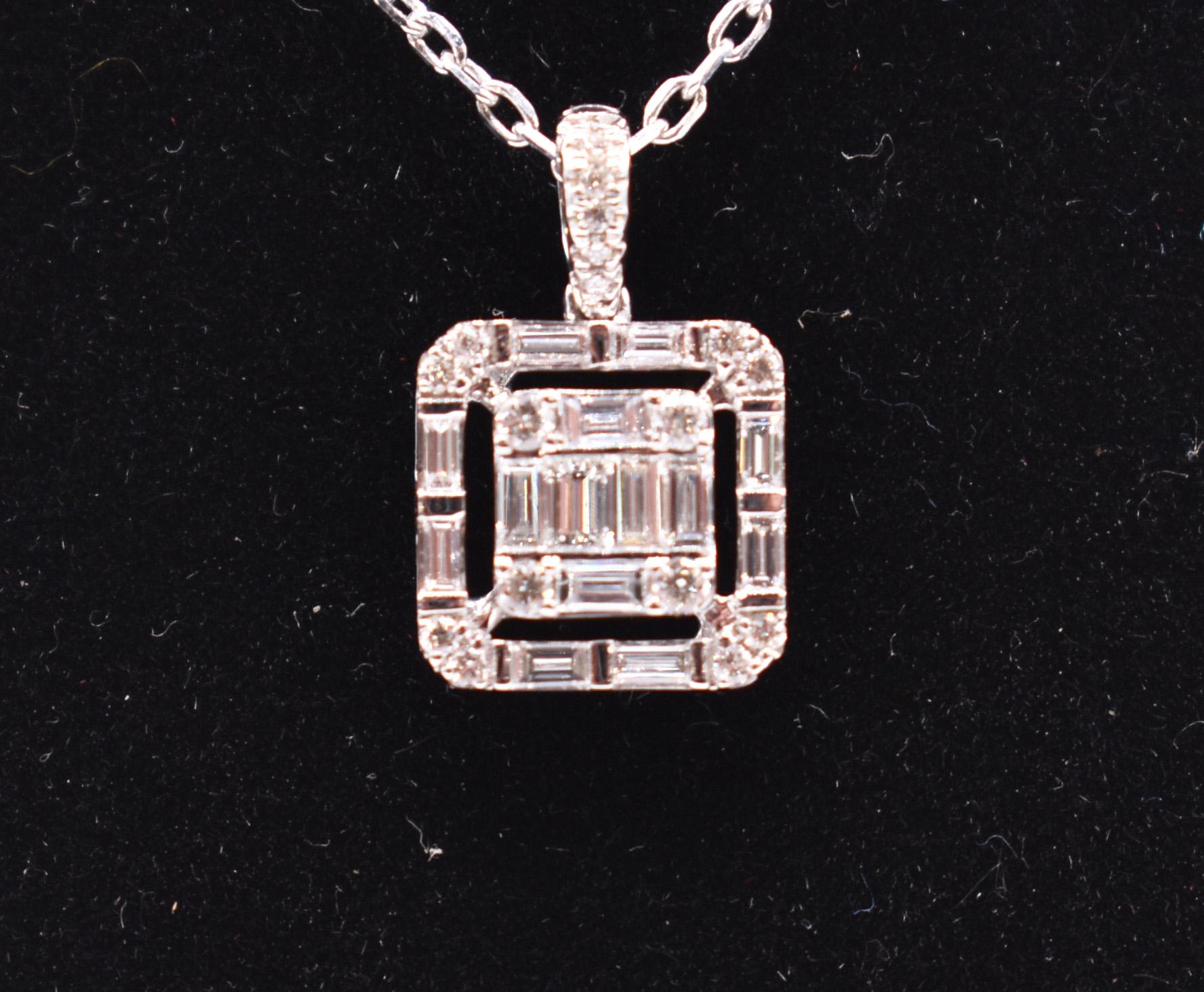 Art Deco Style 18k White Gold Diamond Necklace In New Condition For Sale In Chelmsford, GB