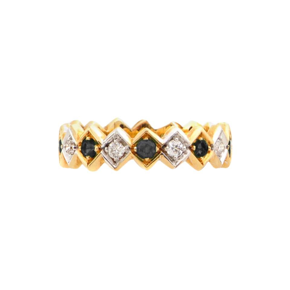 0.30 Carats Black and White Diamonds 18K Yellow Gold Art Deco Style Unisex Ring For Sale
