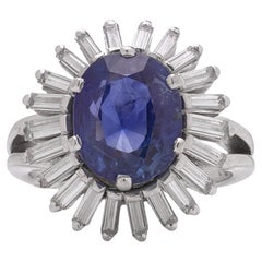 Stile Art Deco in oro bianco 18 carati da 2,30 ct. Anello con zaffiro e diamante a grappolo