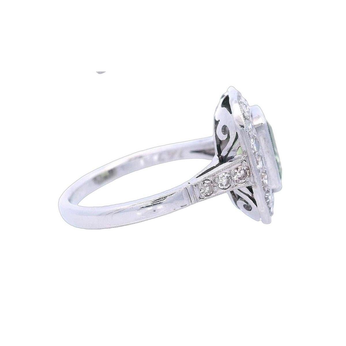 Bague cocktail de style Art déco 1990 en platine avec péridot et diamants Excellent état - En vente à Aventura, FL