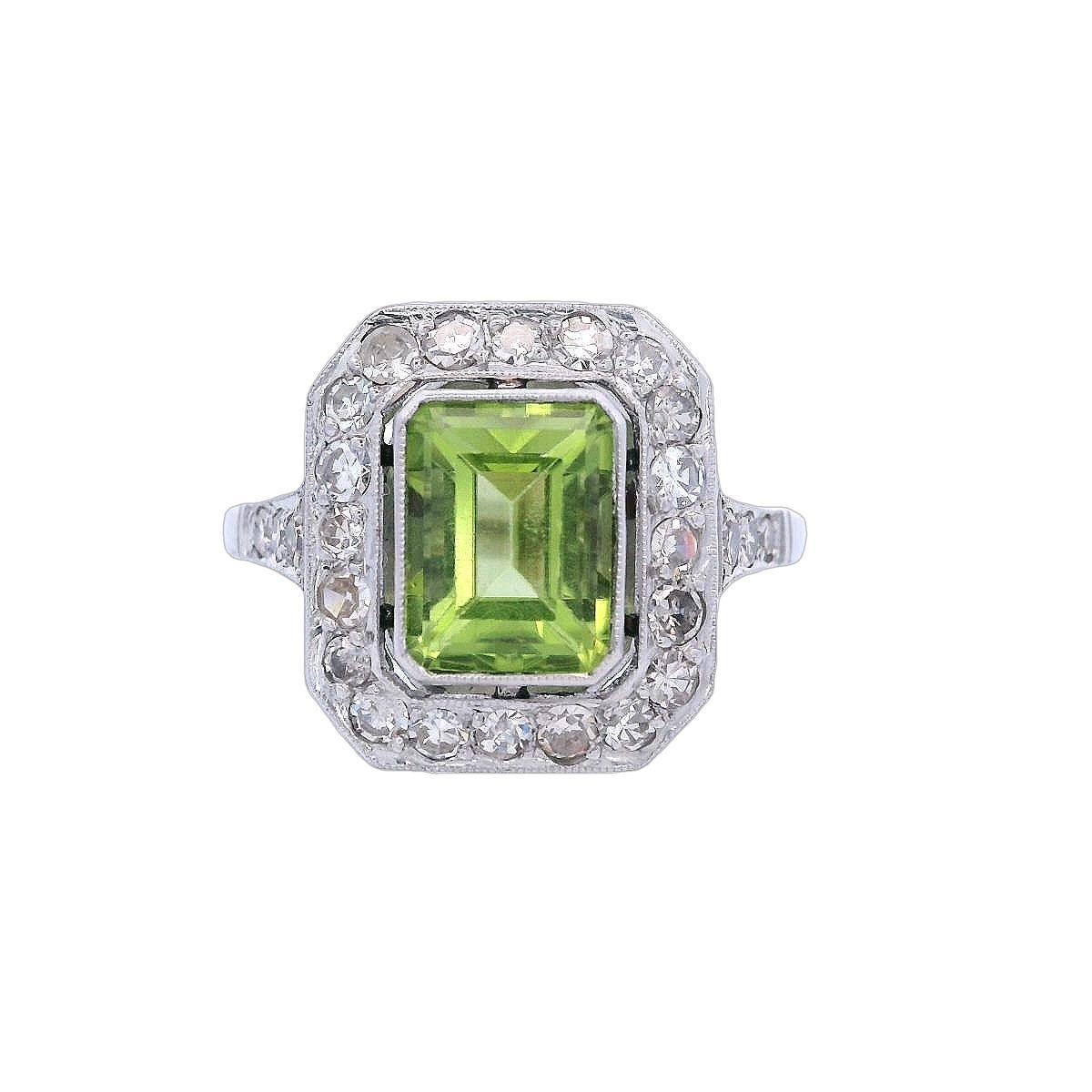 Art Deco style 1990 Platinum Cocktail Ring with Peridot and Diamonds