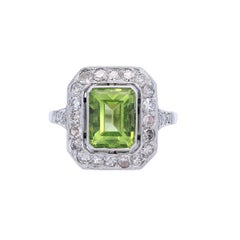 Art Deco style 1990 Platinum Cocktail Ring with Peridot and Diamonds