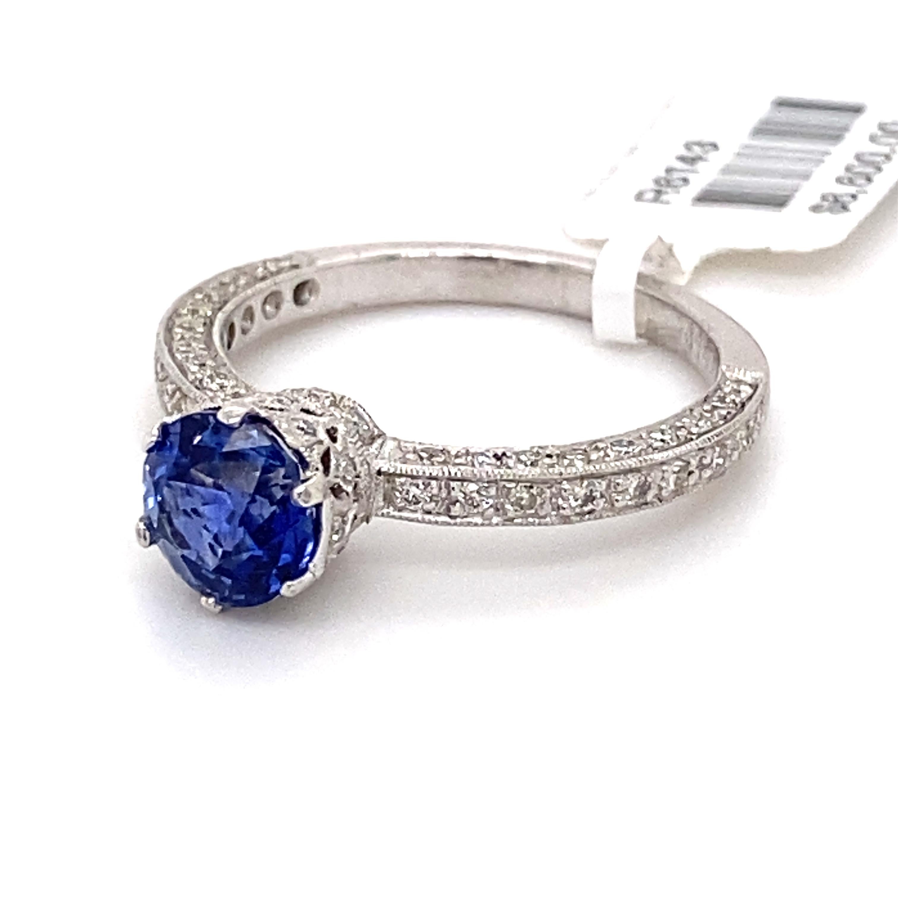 Round Cut Art Deco Style 1.99ctt Ceylon Sapphire & Diamond Ring 18 Karat White Gold For Sale