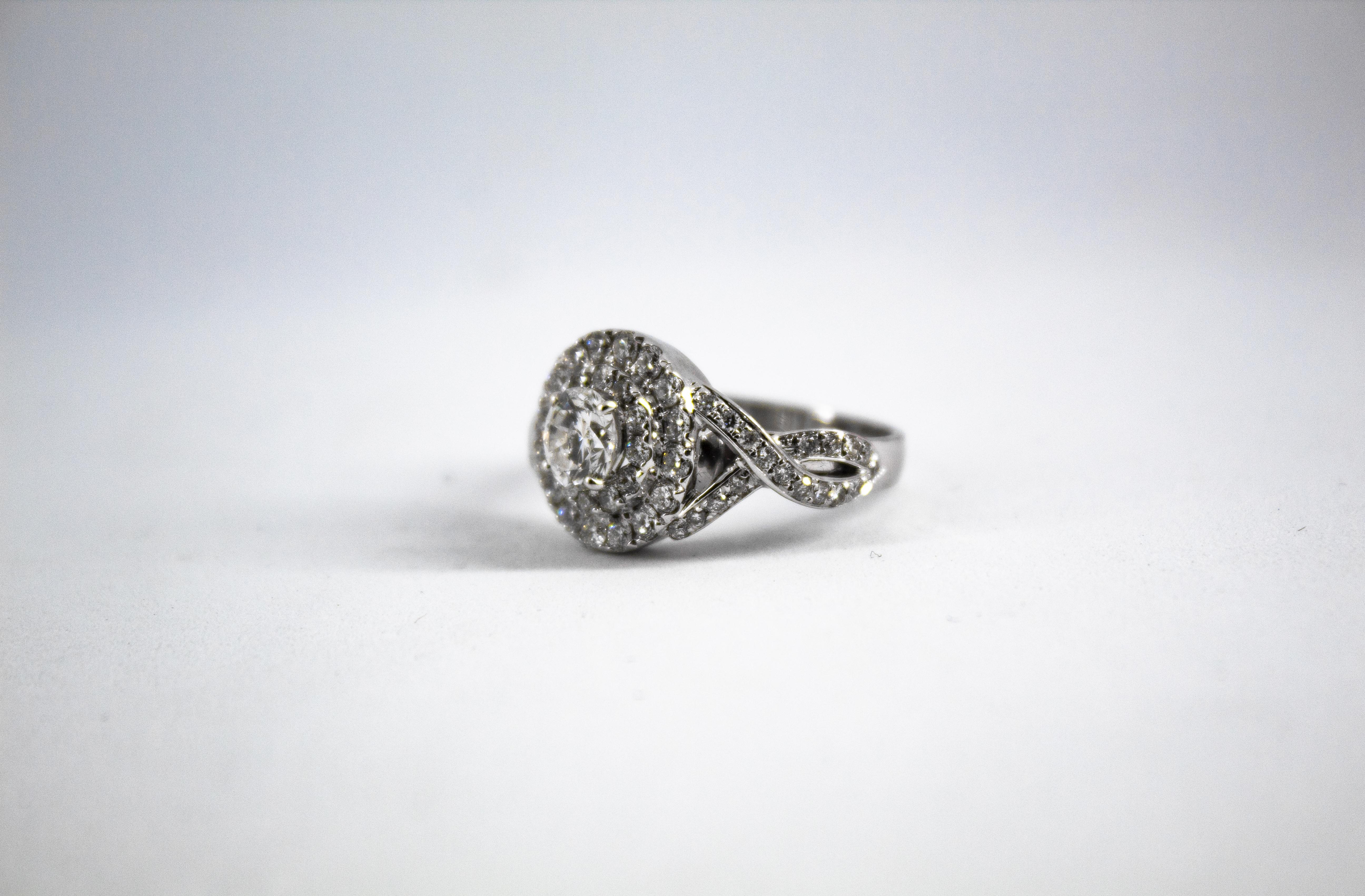 Art Deco Style 2.01 Carat White Brilliant Cut Diamond White Gold Engagement Ring For Sale 8
