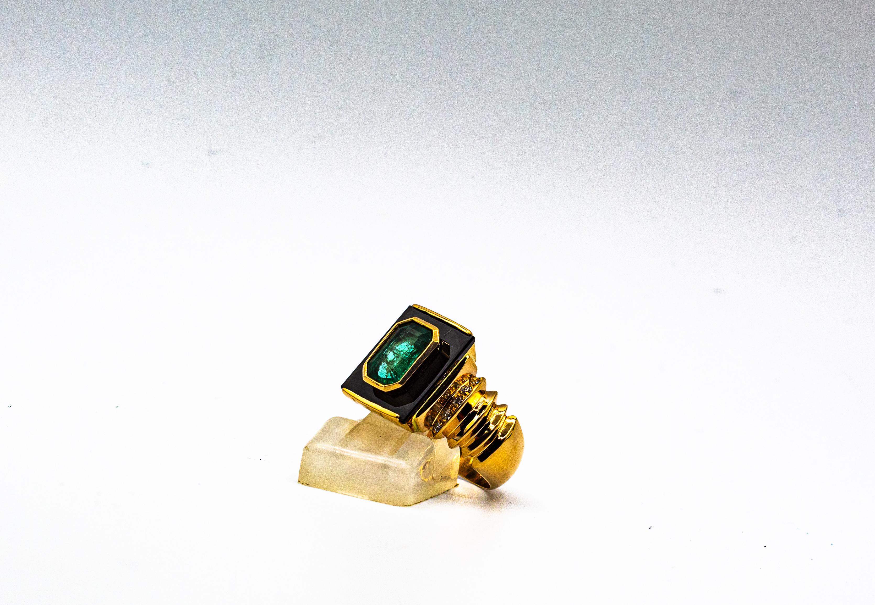 Art Deco Style 2.03 Carat White Diamond Emerald Onyx Yellow Gold Cocktail Ring For Sale 5