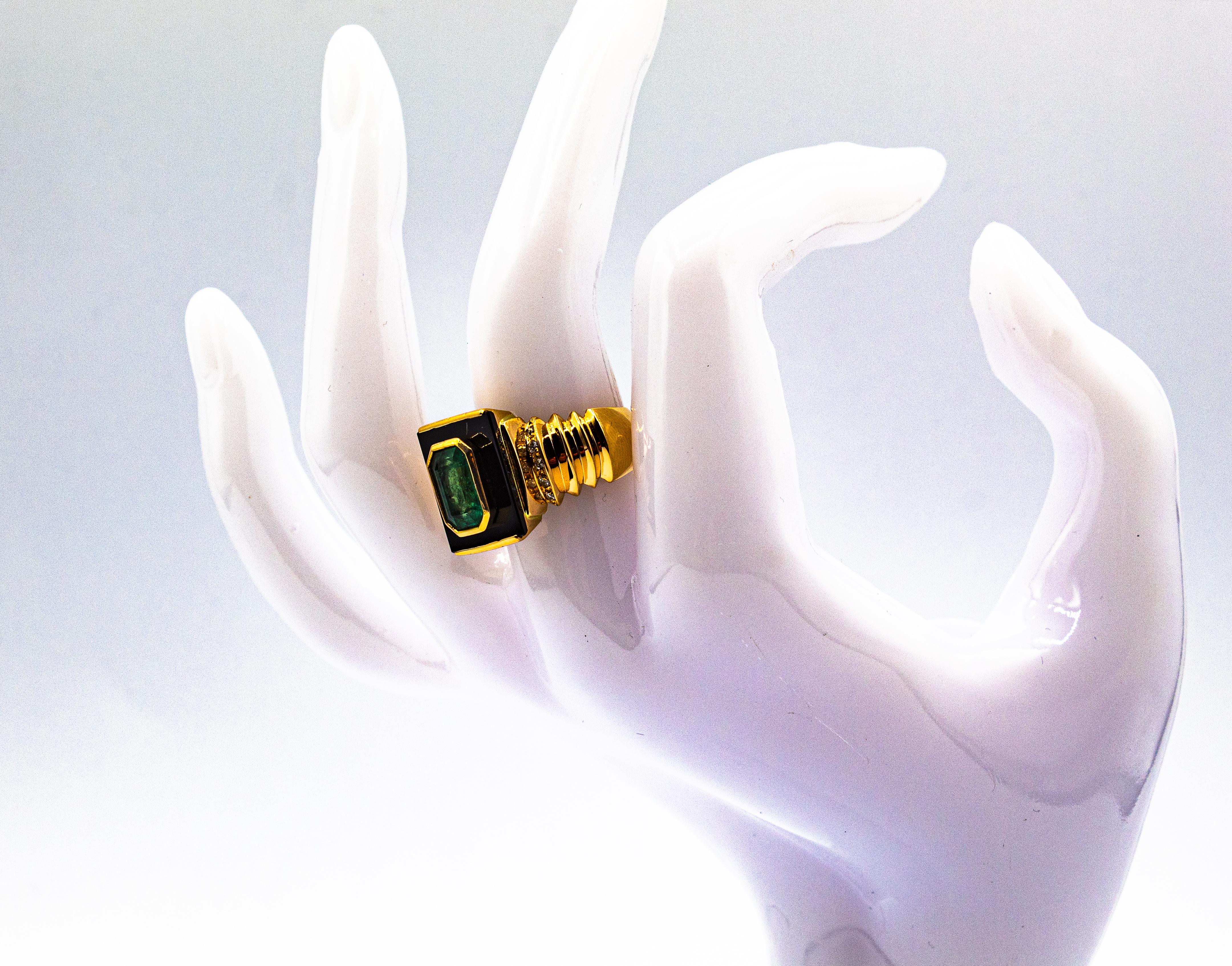 Art Deco Style 2.03 Carat White Diamond Emerald Onyx Yellow Gold Cocktail Ring For Sale 12