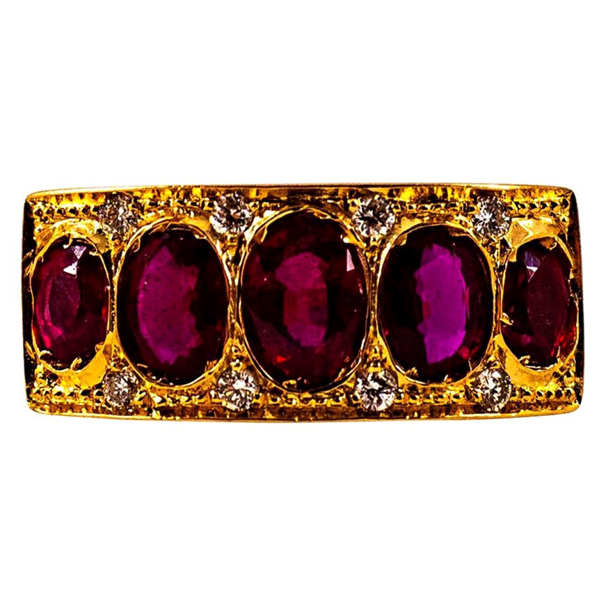 Anillo de oro amarillo estilo art déco con diamante blanco talla brillante de 2,10 quilates y rubí