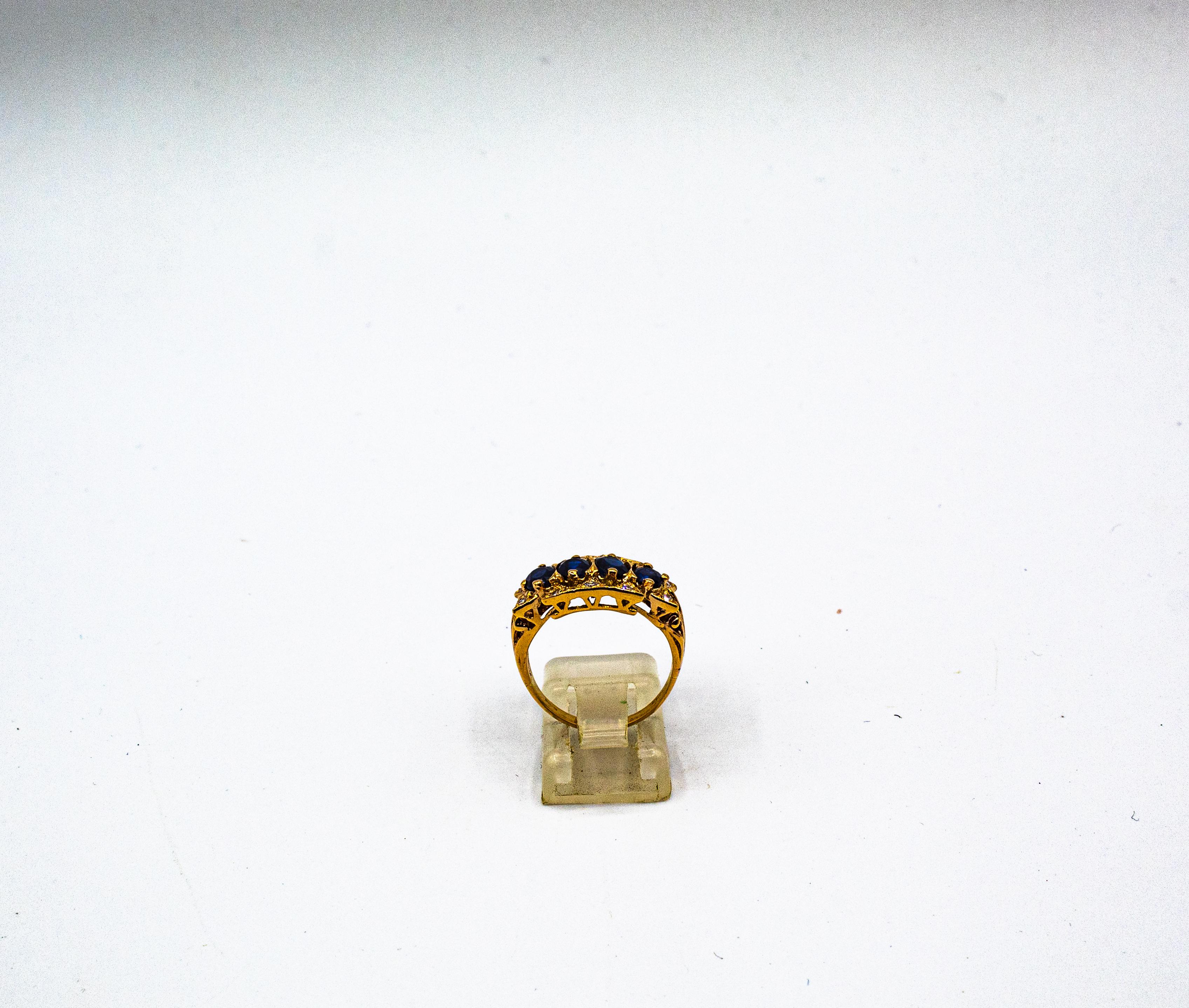 Bague en or jaune de style Art déco avec diamant blanc de 2.20 carats et saphir bleu de taille ovale en vente 1