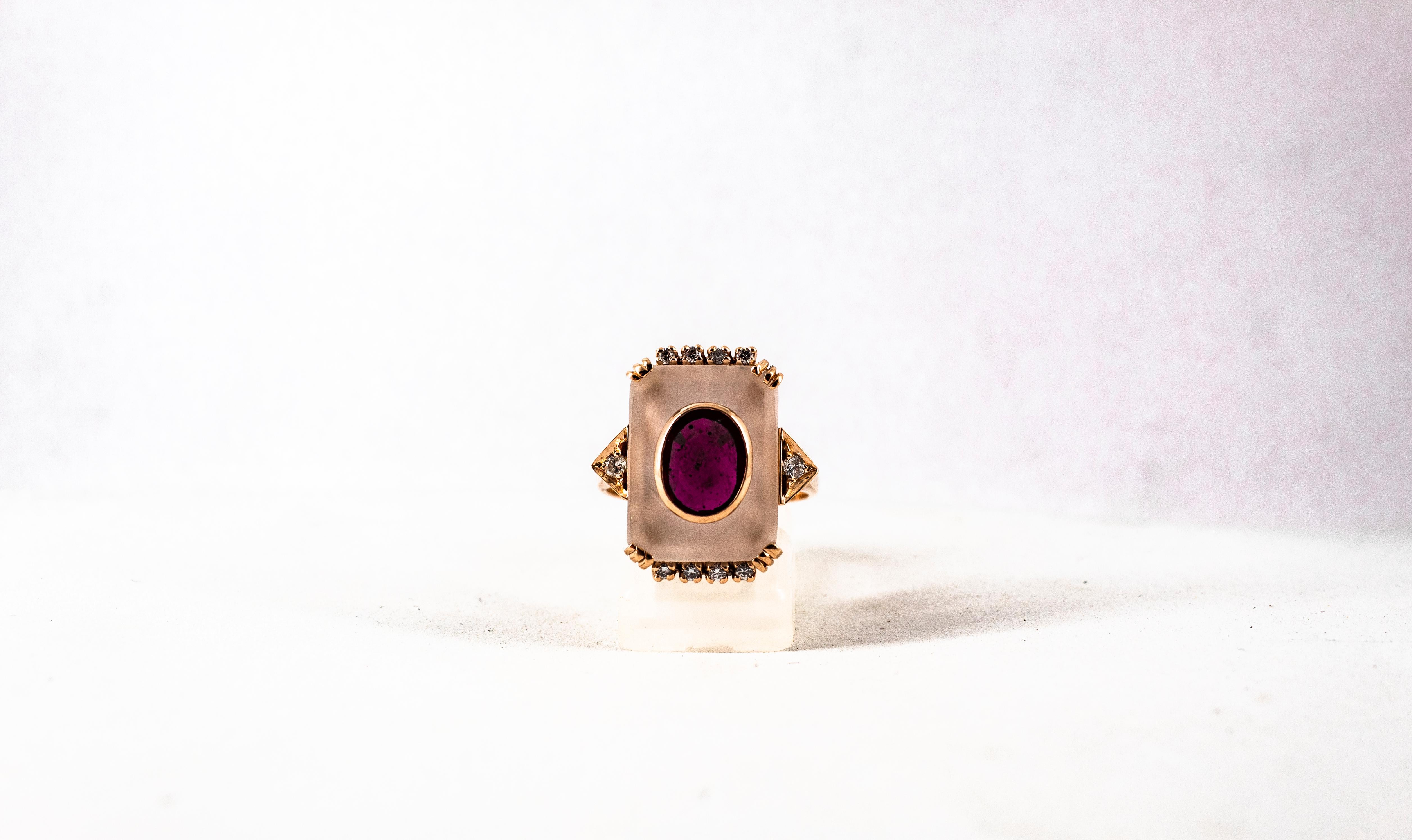 Art Deco Style 2.28 Carat White Diamond Ruby Rock Crystal Yellow Gold Ring For Sale 4