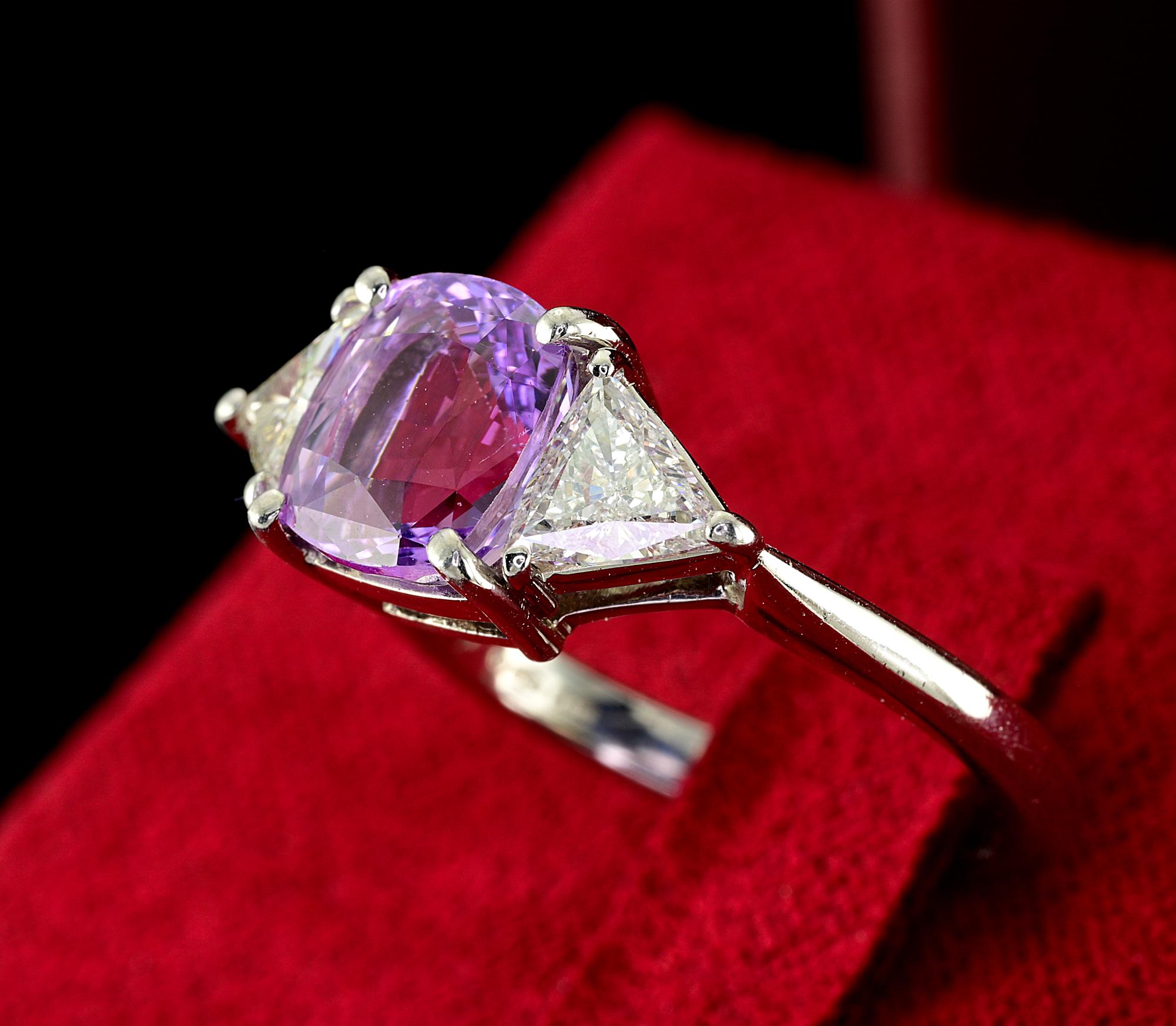 Art Deco Style 2.30 Ct Ceylon No Heat Liliac Sapphire Diamond Platinum Ring For Sale 1