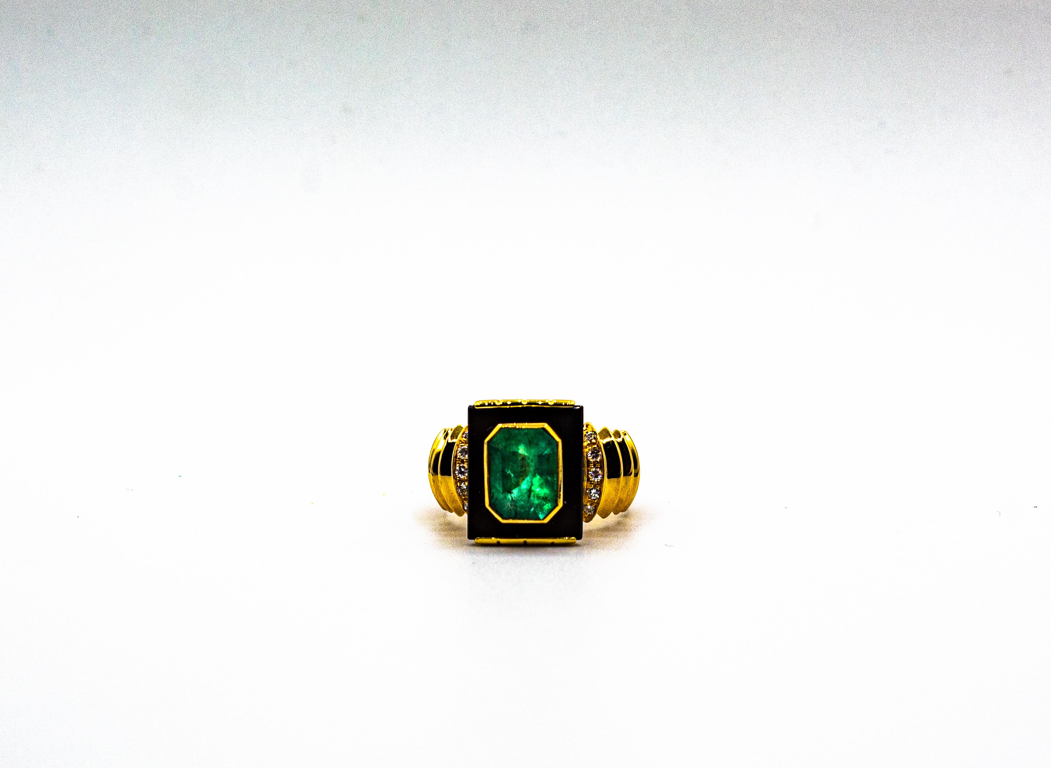Art Deco Style 2.34 Carat White Diamond Emerald Onyx Yellow Gold Cocktail Ring For Sale 4