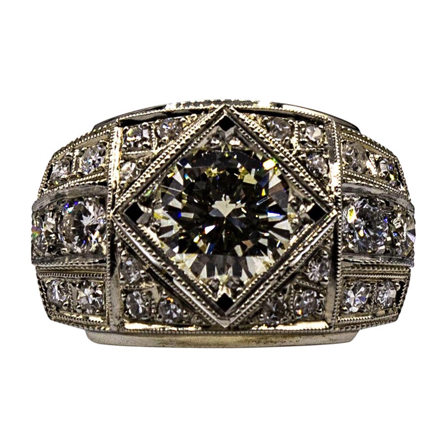 Art Deco Stil 2,37 Karat Weißer Brillantschliff Diamant Weißgold Cocktail Ring im Angebot