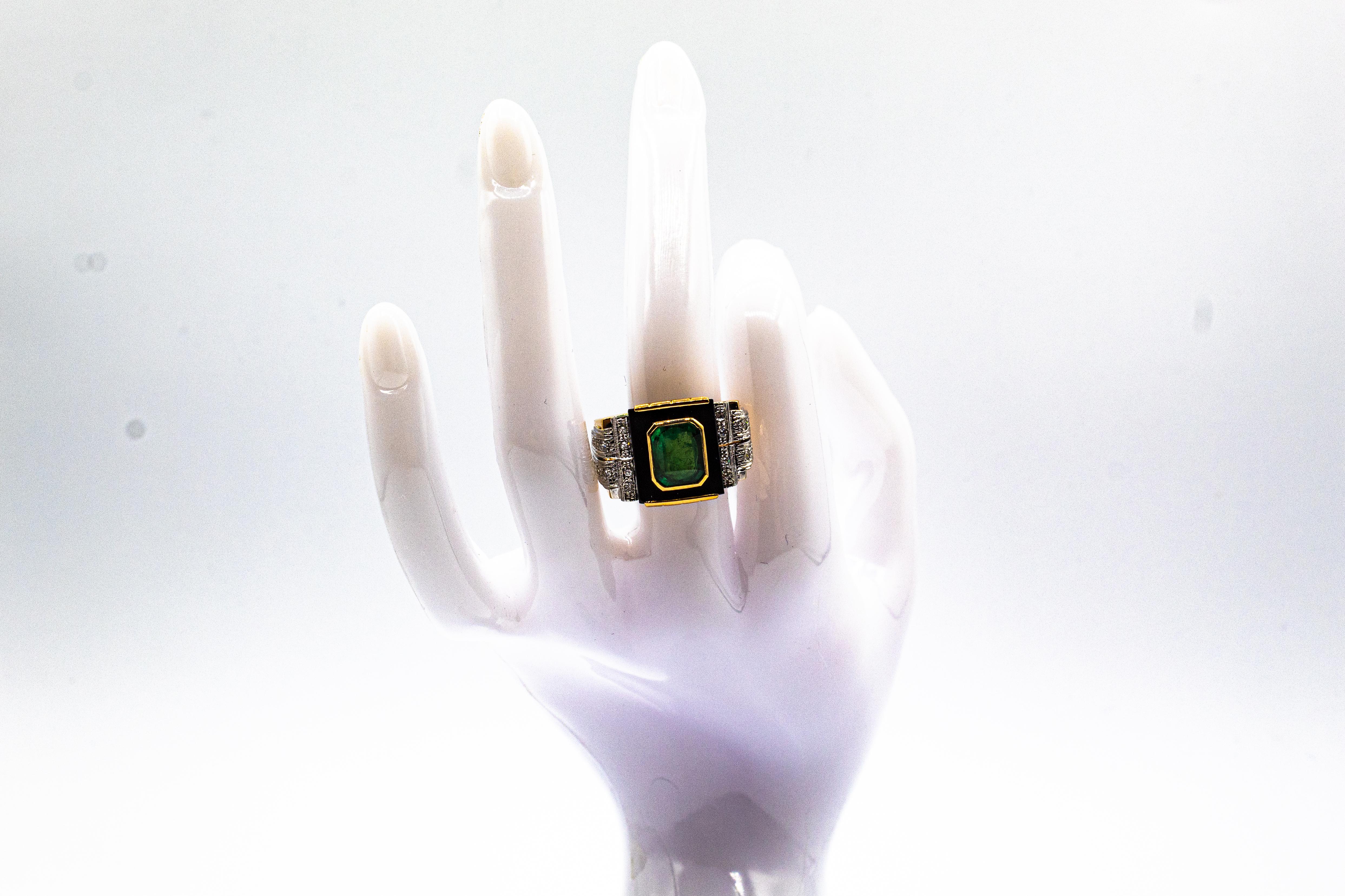 Art Deco Style 2.38 Carat White Diamond Emerald Onyx Yellow Gold Cocktail Ring For Sale 6