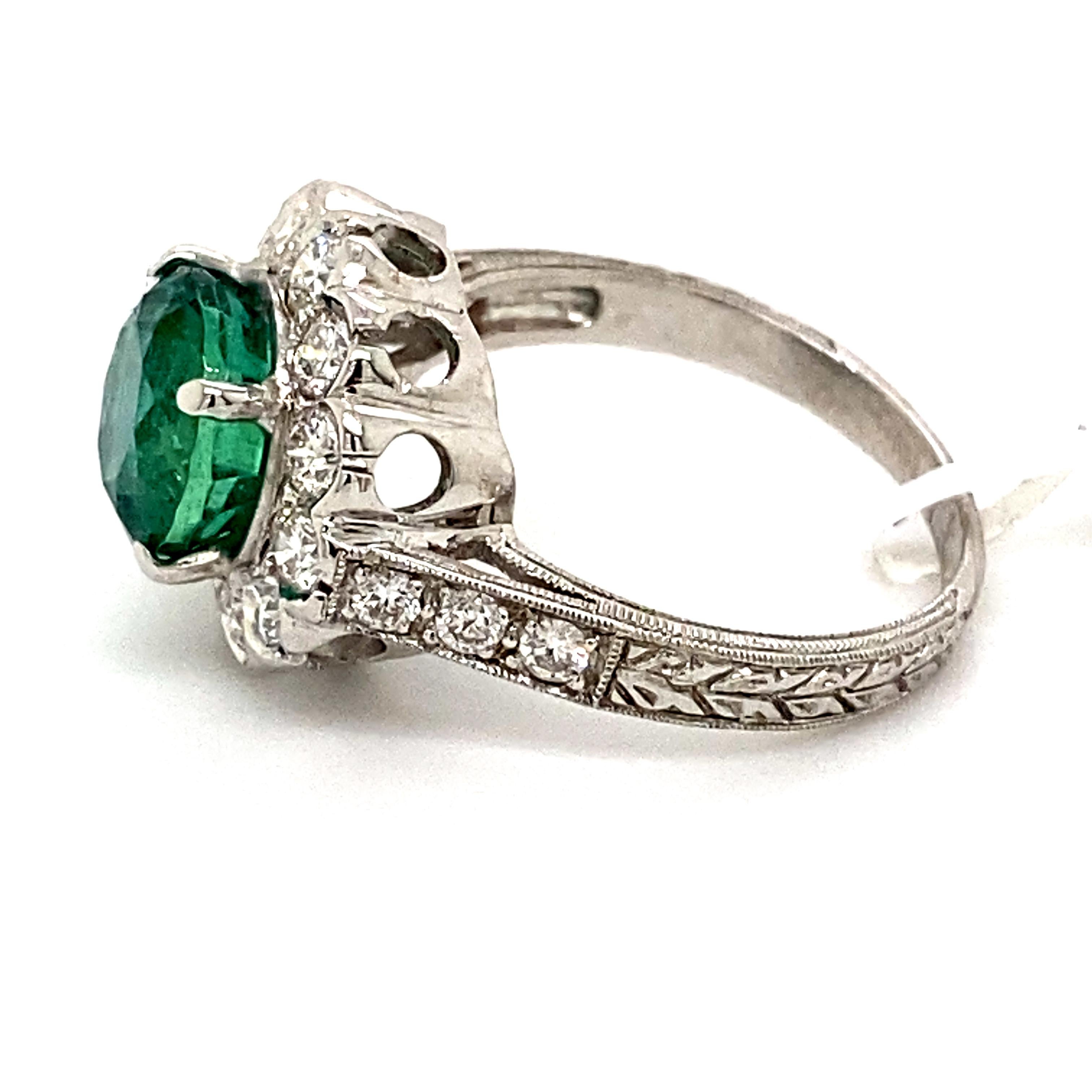 Round Cut Art Deco Style 2.47ct Round Emerald with Diamond Halo Ring 18k White Gold For Sale