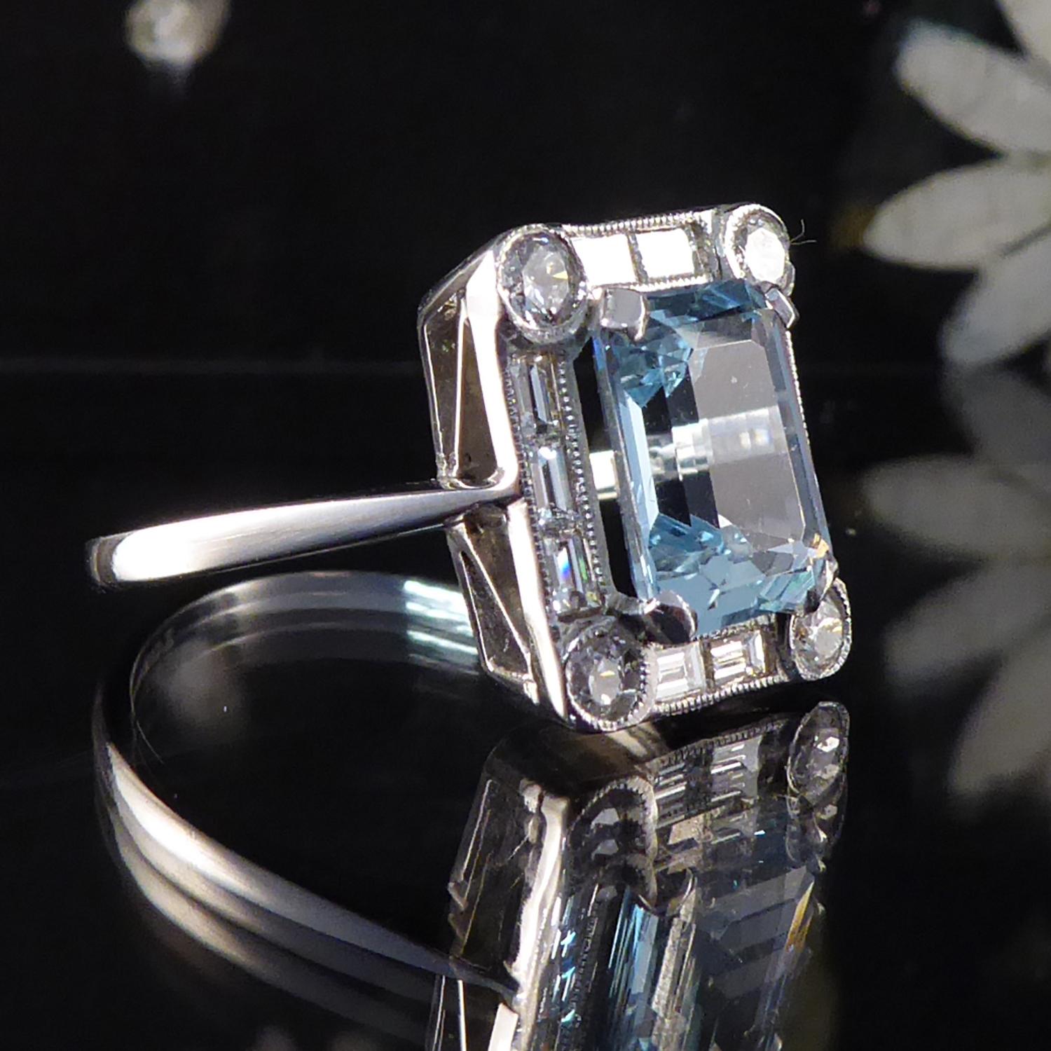 Art Deco Style 2.50 Carat Aquamarine and Diamond Ring In Good Condition In Yorkshire, West Yorkshire