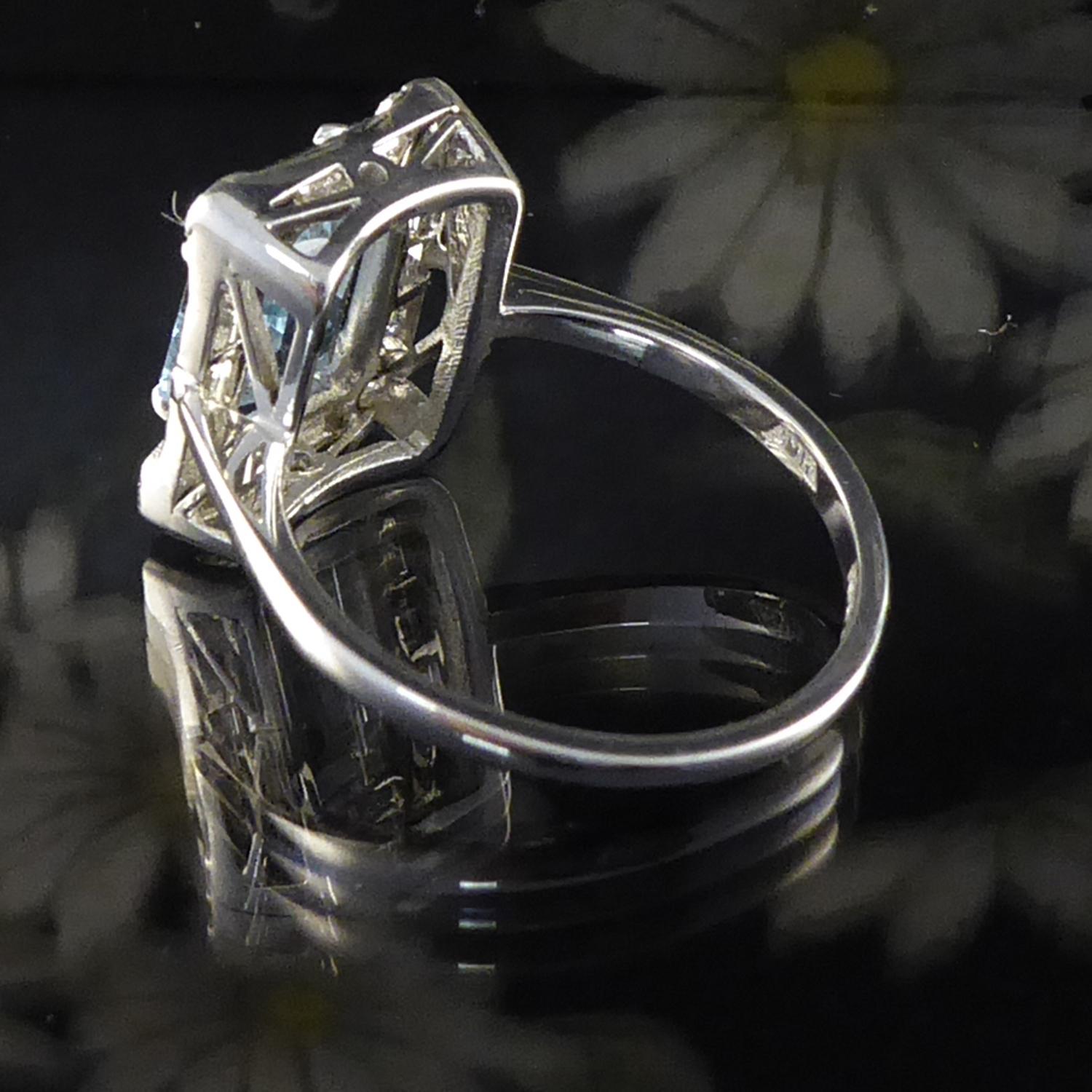 Art Deco Style 2.50 Carat Aquamarine and Diamond Ring 1
