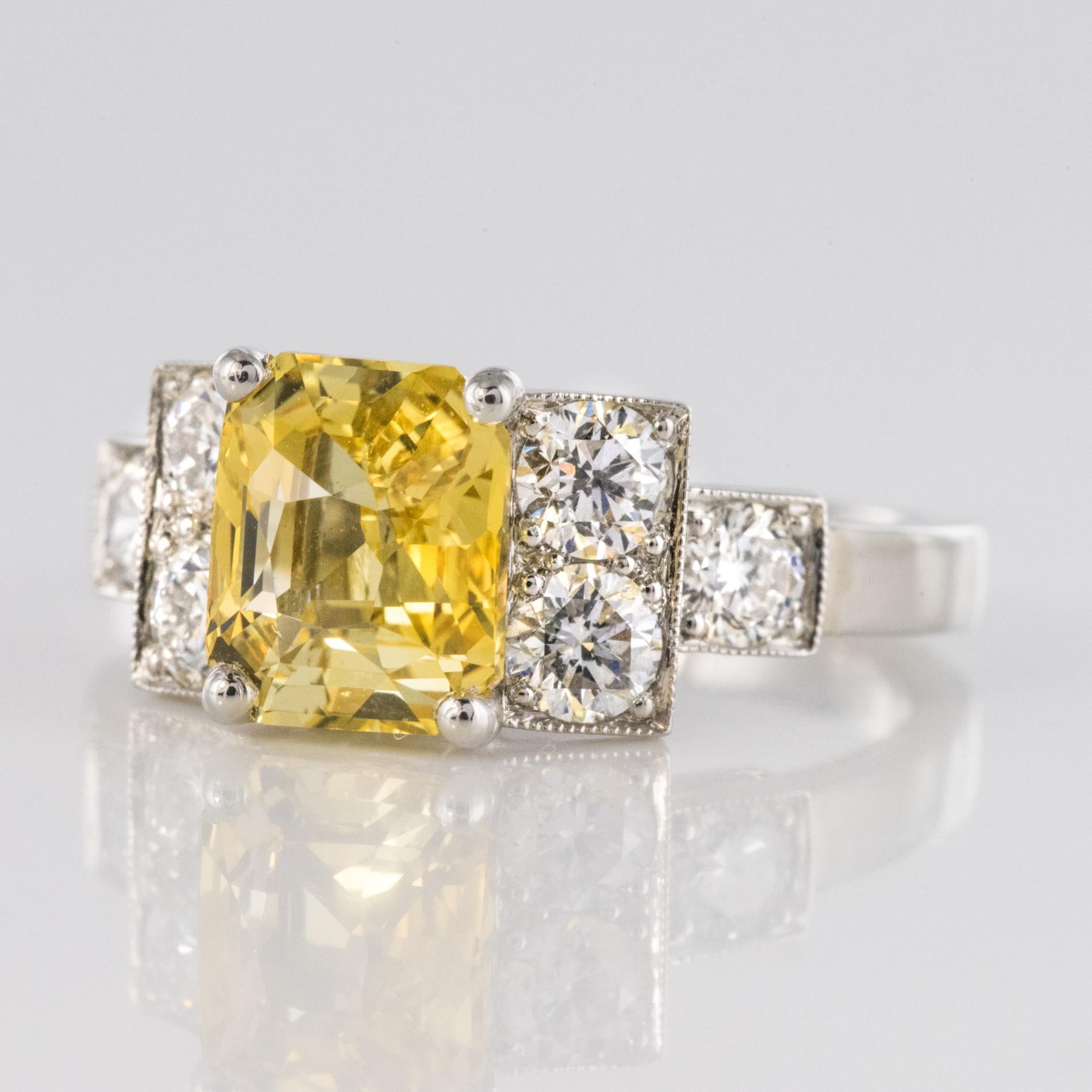 Women's Art Deco Style 2.51 Carat Yellow Sapphire Diamonds Platinum Ring