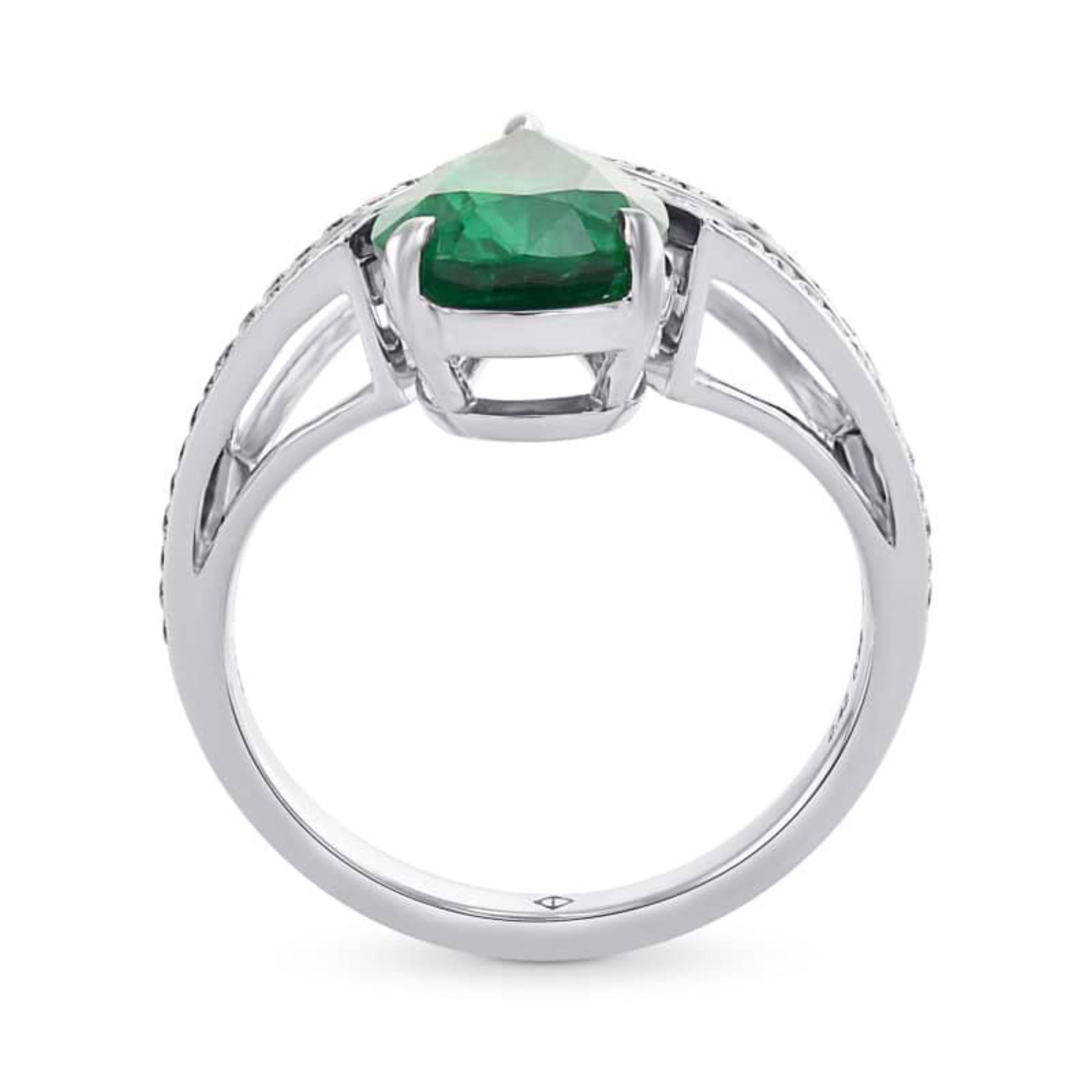 Art Deco Style 2.55 Carat Pear Cut Natural Emerald Diamond Cocktail Ring Band In New Condition For Sale In Orlando, Florida