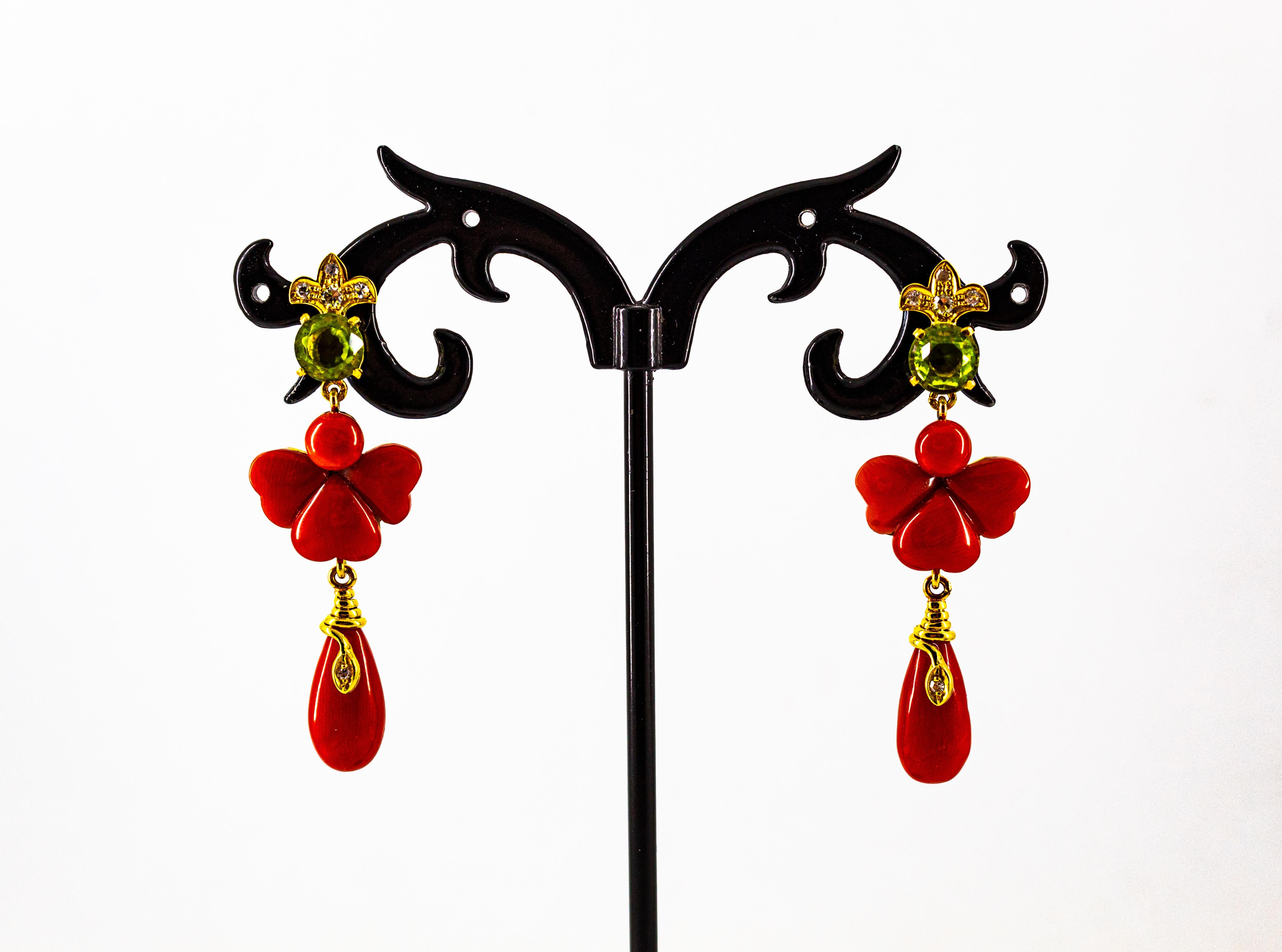 Women's or Men's Art Deco Style 2.56 Carat White Diamond Peridot Red Coral Yellow Gold Earrings