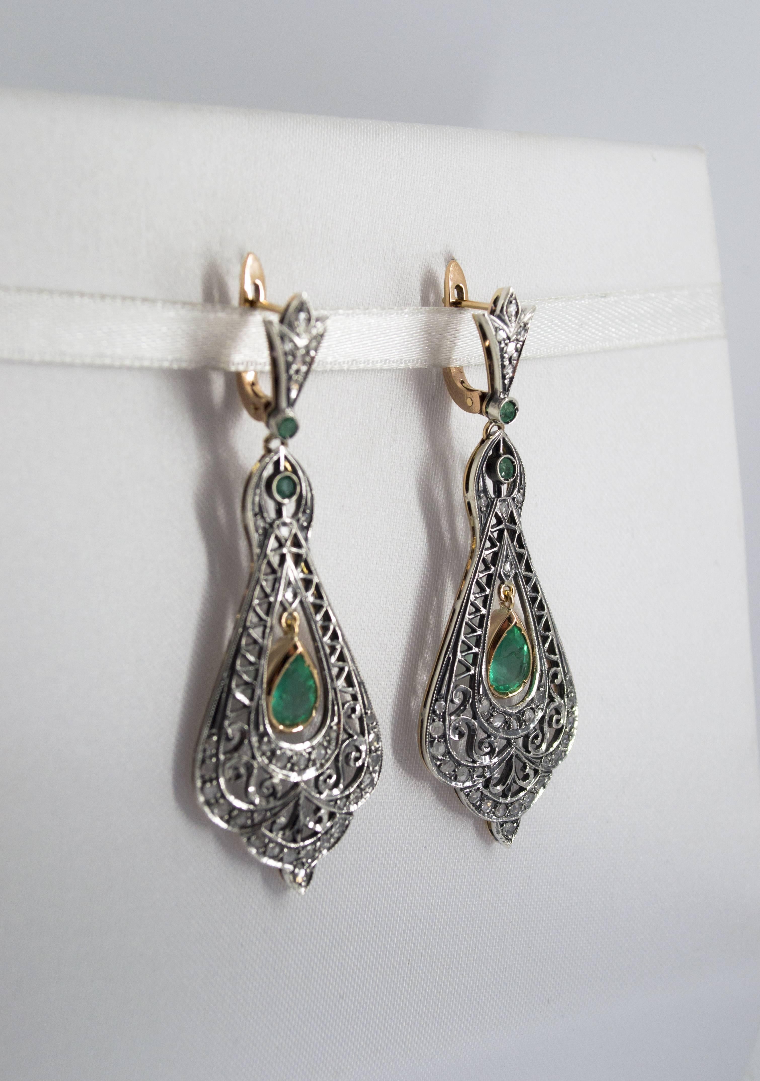 Art Deco-Ohrringe mit Klappbrisur, 2,70 Karat weißer Diamant, Smaragd, Gelbgold (Art déco)