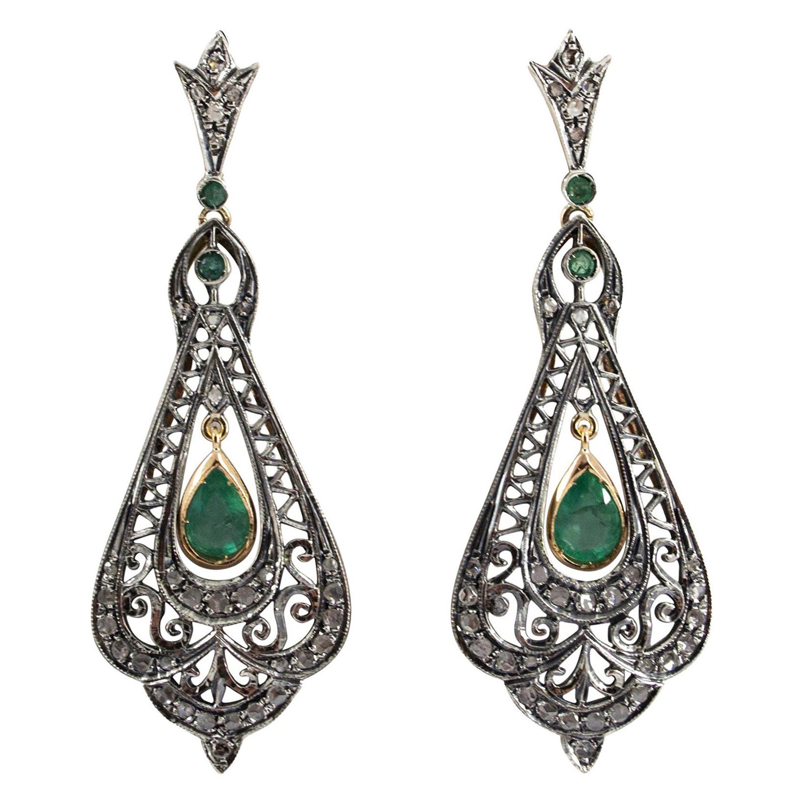 Art Deco Style 2.70 Carat White Diamond Emerald Yellow Gold Lever-Back Earrings For Sale