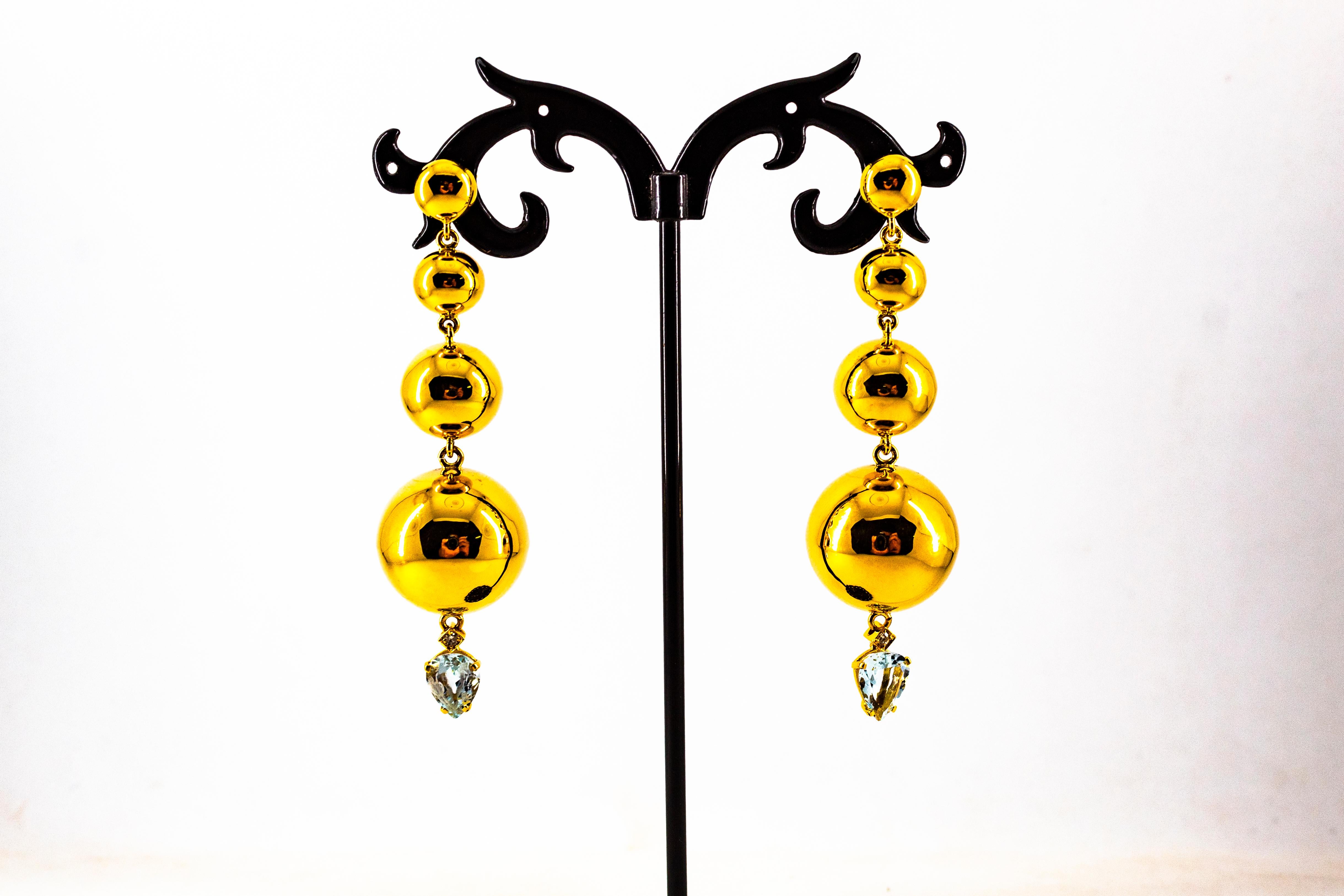 Boucles d'oreilles en or jaune Art déco 2.85 carats diamant blanc aigue-marine en vente 3
