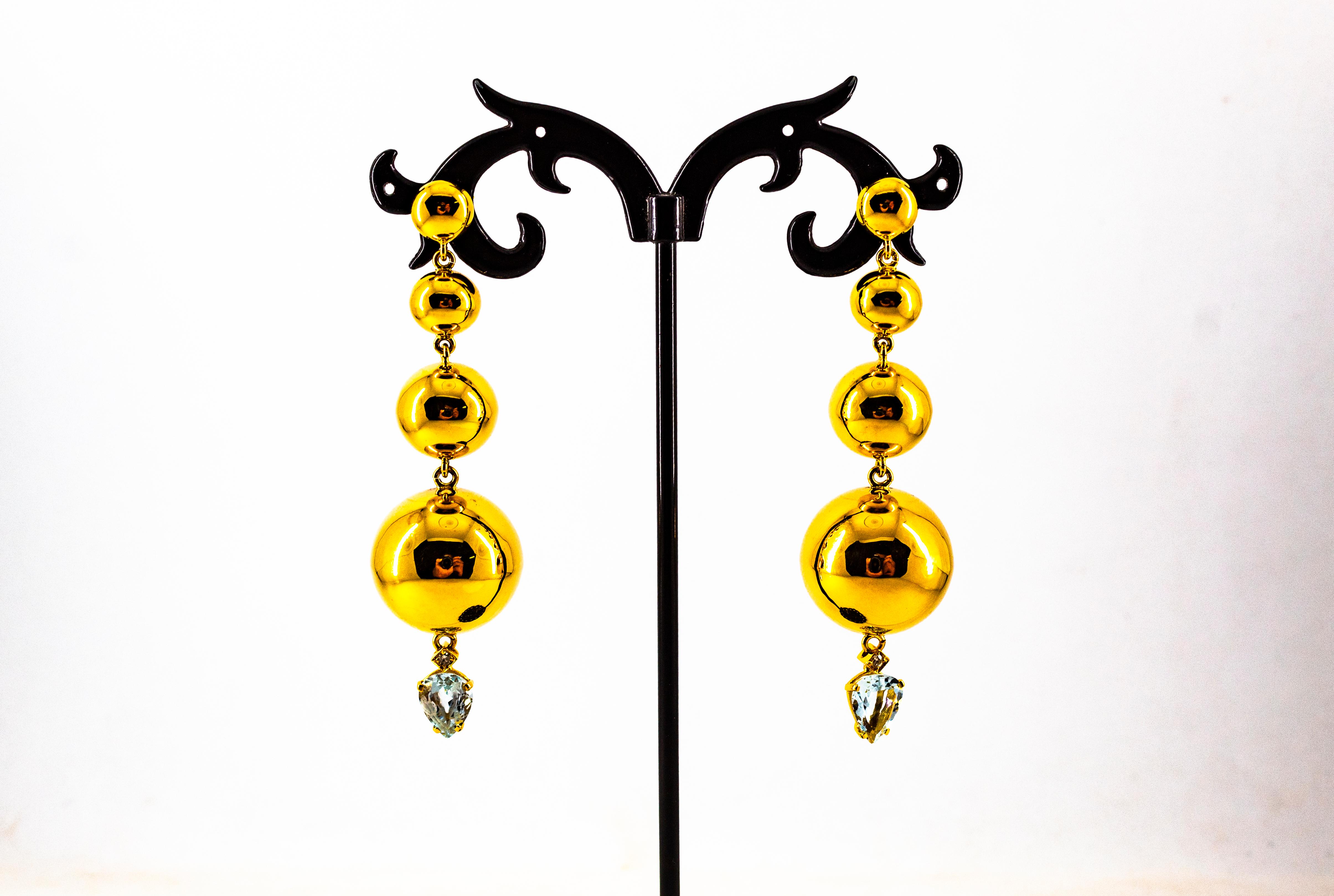 Boucles d'oreilles en or jaune Art déco 2.85 carats diamant blanc aigue-marine en vente 4