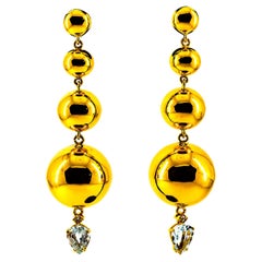 Orecchini a perno in oro giallo con diamante bianco e acquamarina in stile Art Deco da 2,85 carati