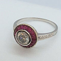 Anillo de compromiso moderno con halo de diamantes y rubíes de 3/4 quilates TCW estilo Art Decó