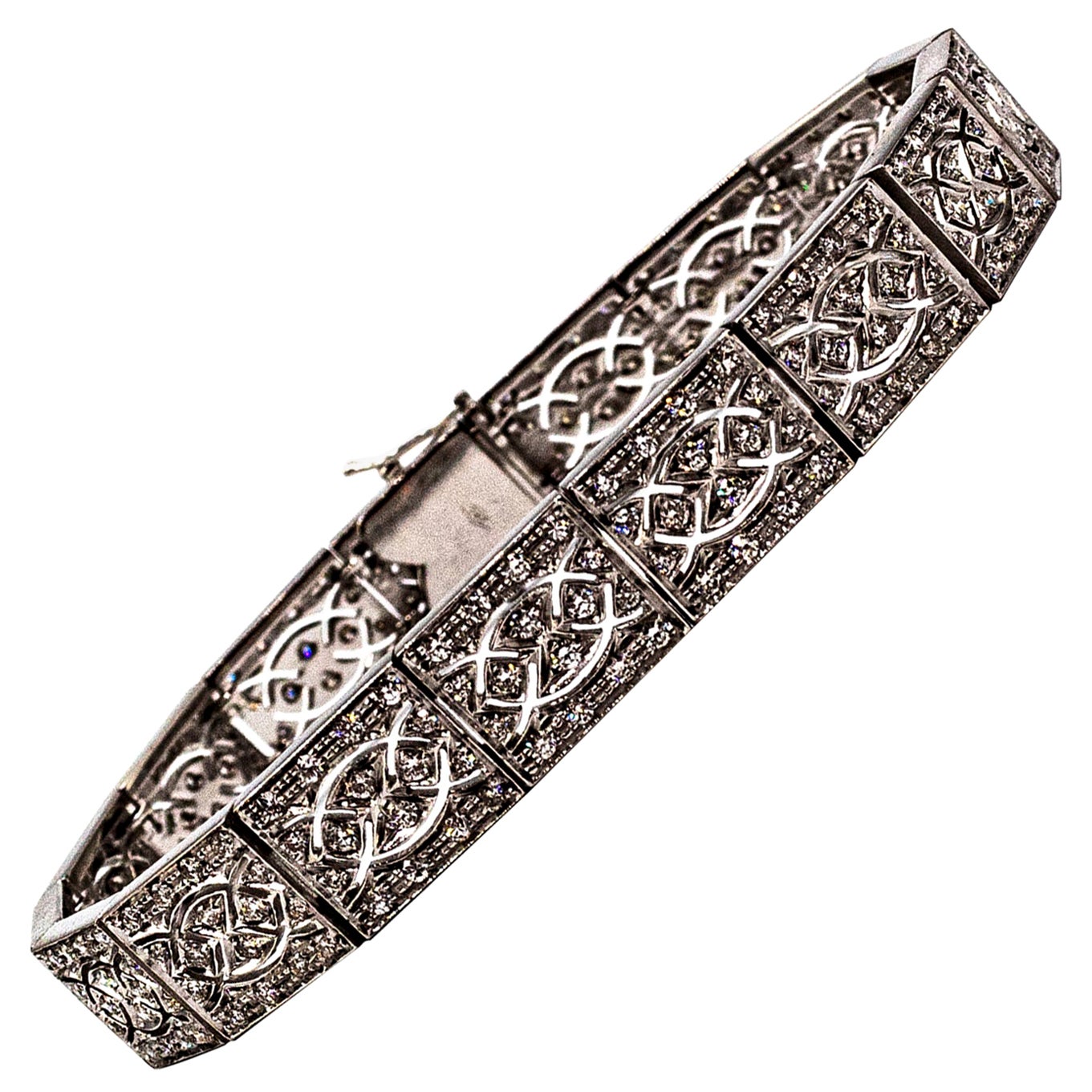 Bracelet en or blanc de style Art déco avec diamants blancs taille brillant de 3,00 carats