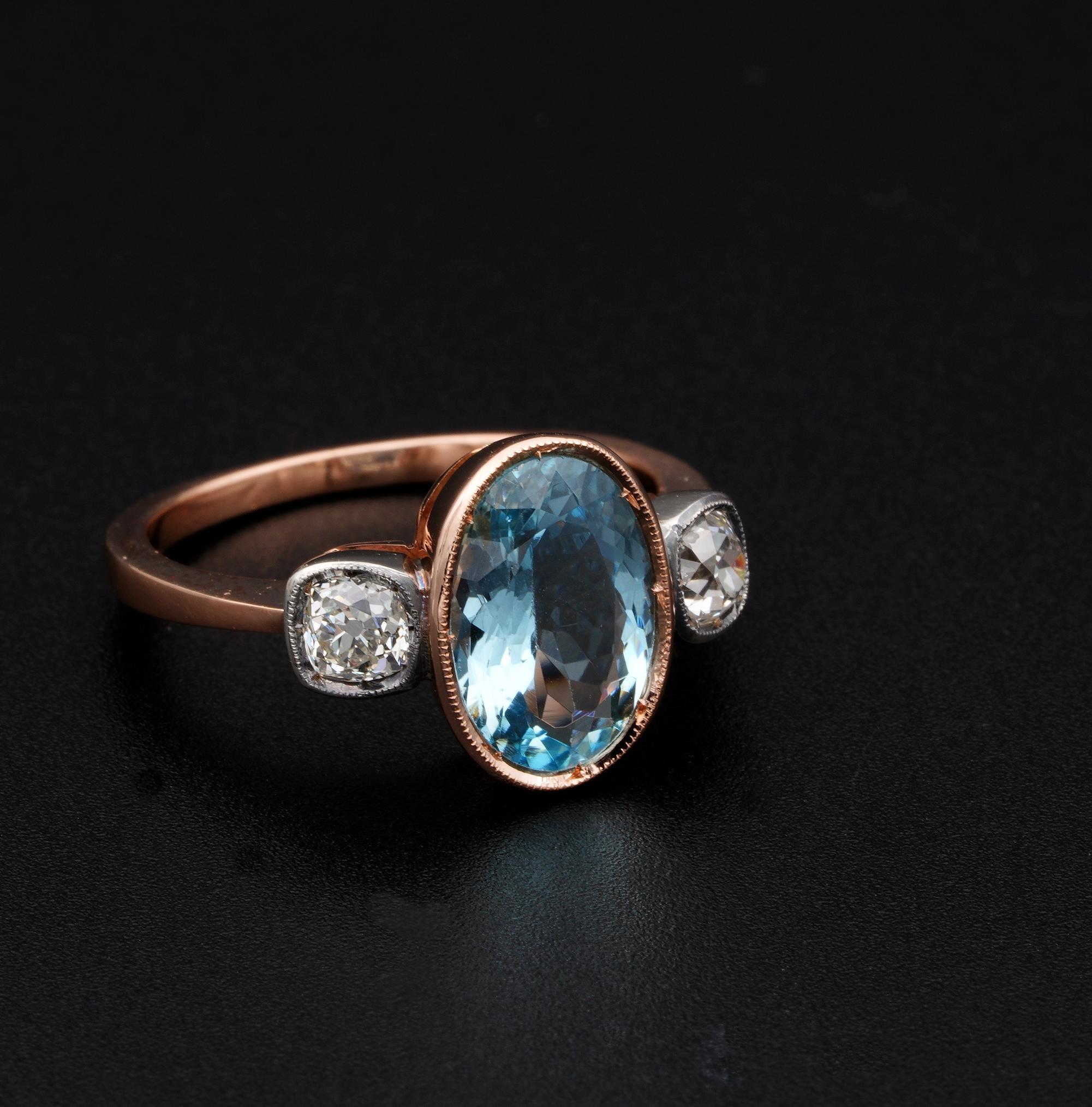 Art Deco Style 3.00 Ct Natural Aquamarine .50 Ct Old Mine Diamond Trilogy Ring In Good Condition For Sale In Napoli, IT