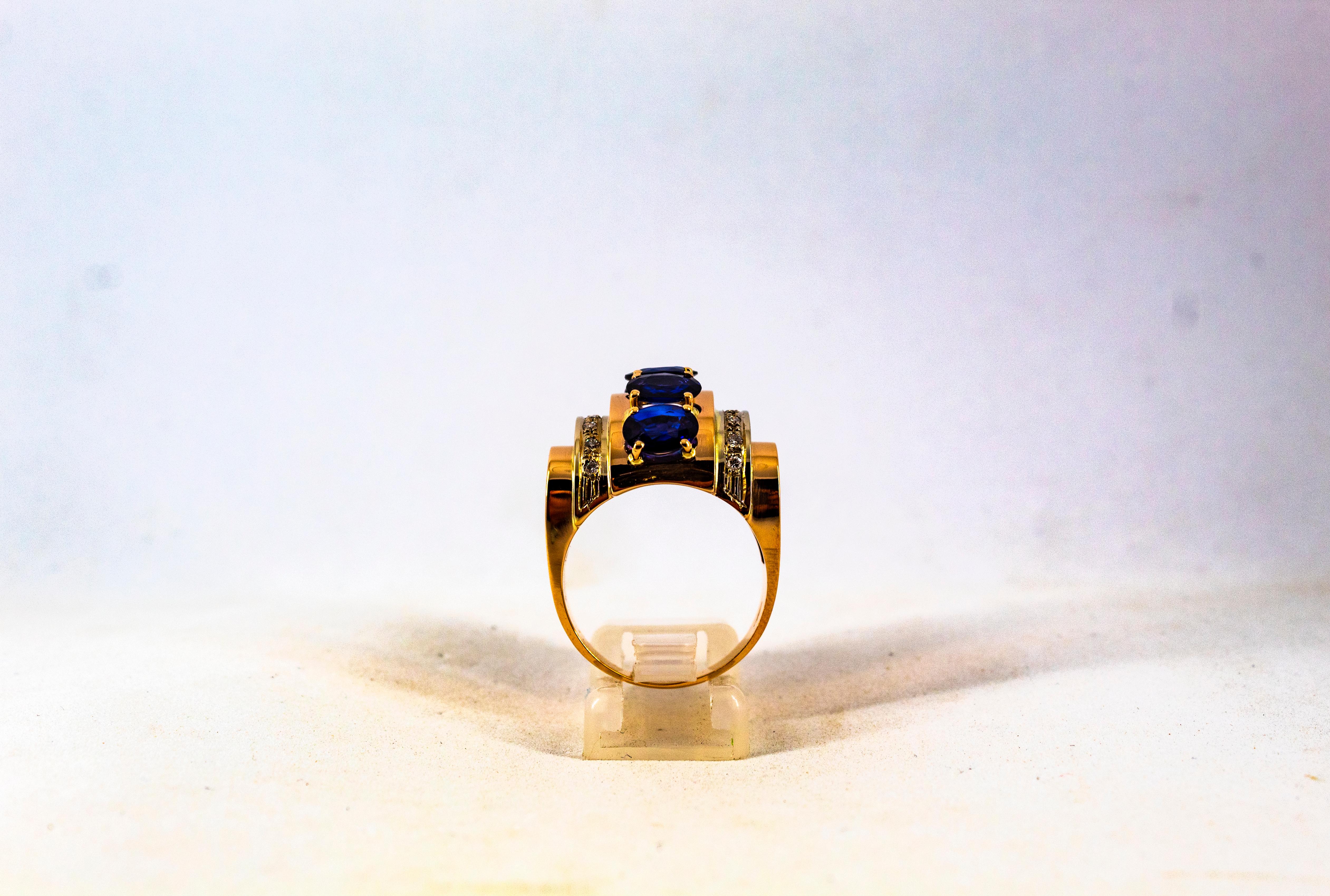Women's or Men's Art Deco Style 3.80 Carat White Diamond Blue Sapphire Yellow Gold Cocktail Ring For Sale