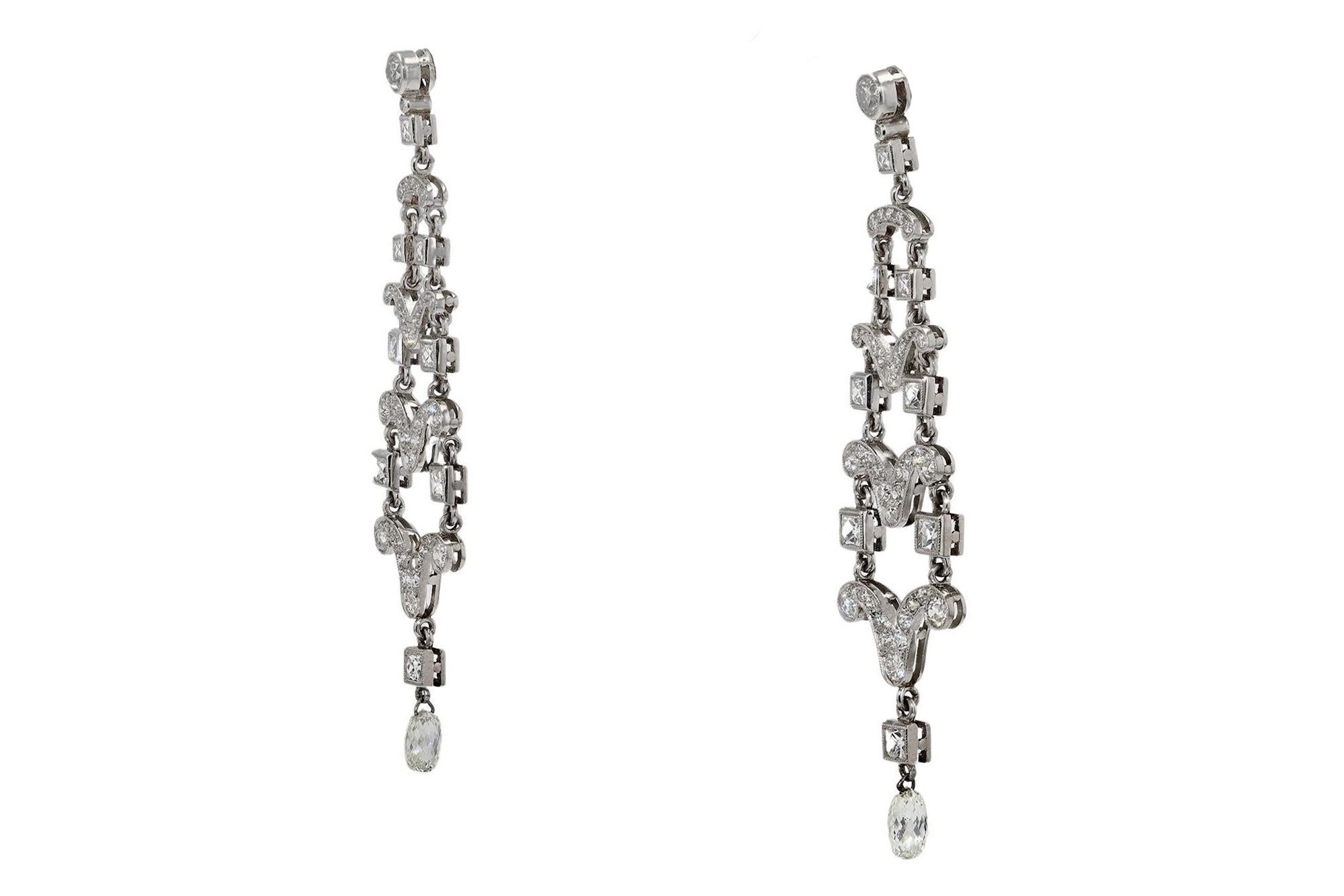Art Deco Style 4 Carat Diamond Chandelier Earrings In Excellent Condition In Santa Barbara, CA