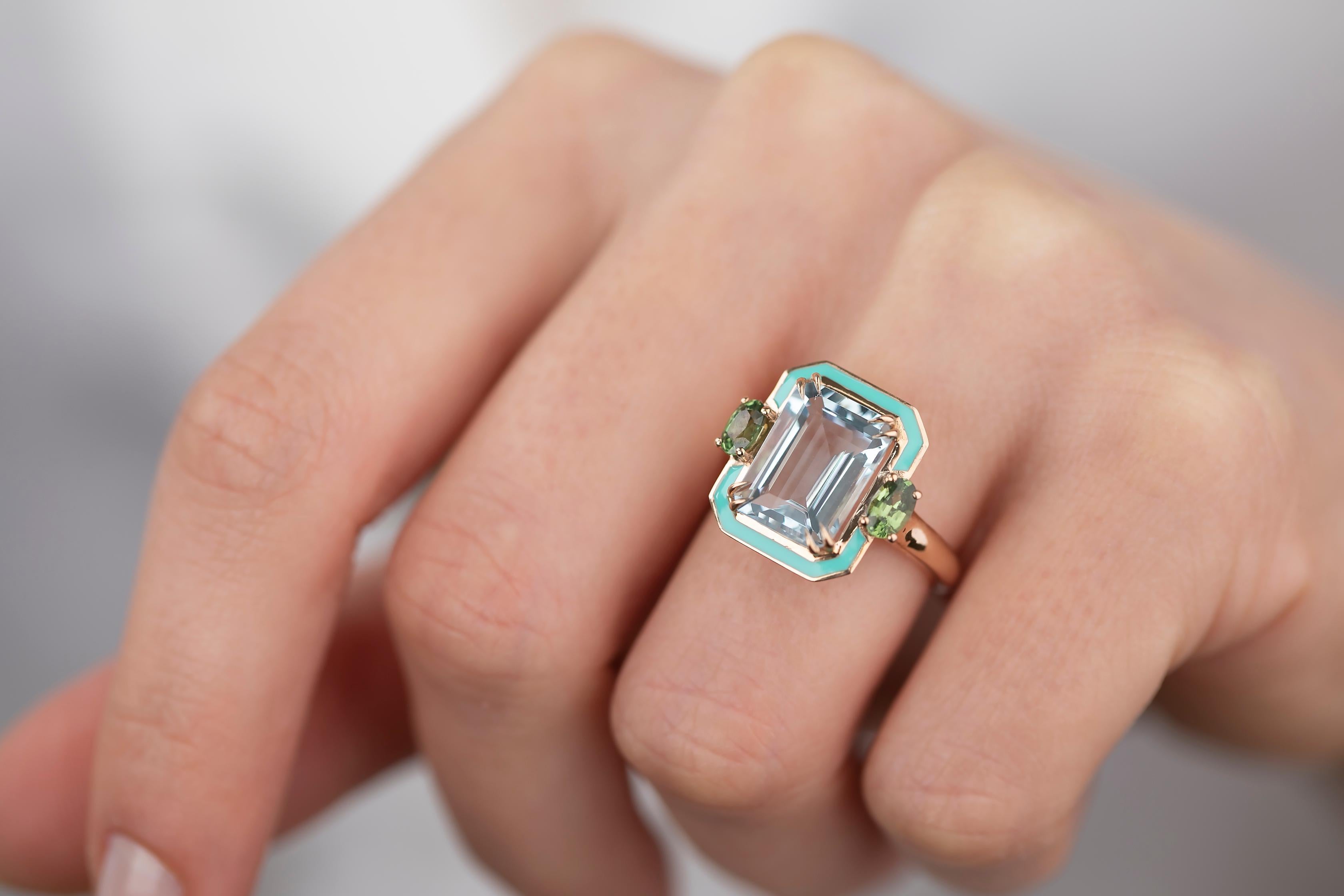 For Sale:  Art Deco Style 4.5 Ct. Aquamarine and Green Sapphire 14K Gold Cocktail Ring 5
