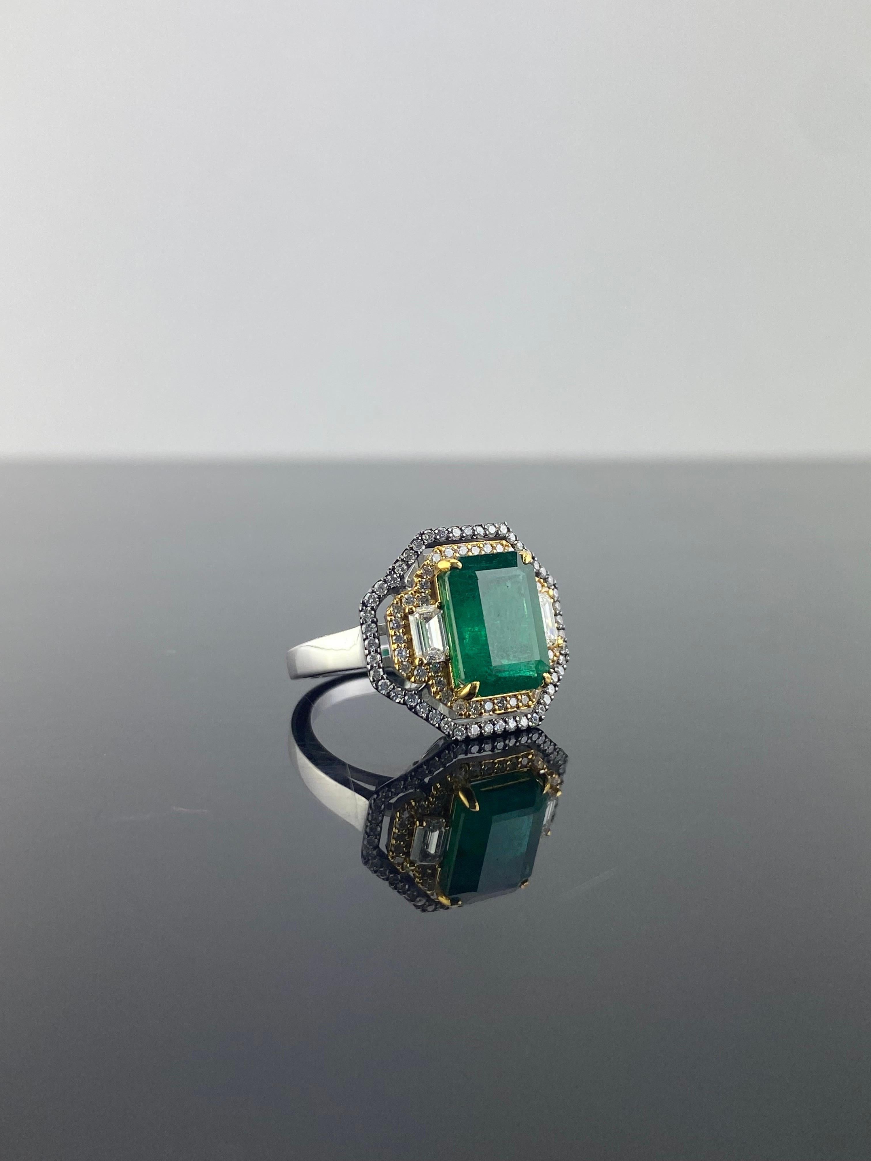 Art Deco Style 4.91ctw Fine Quality Emerald & Diamond Shield French Pave Ring  For Sale 2