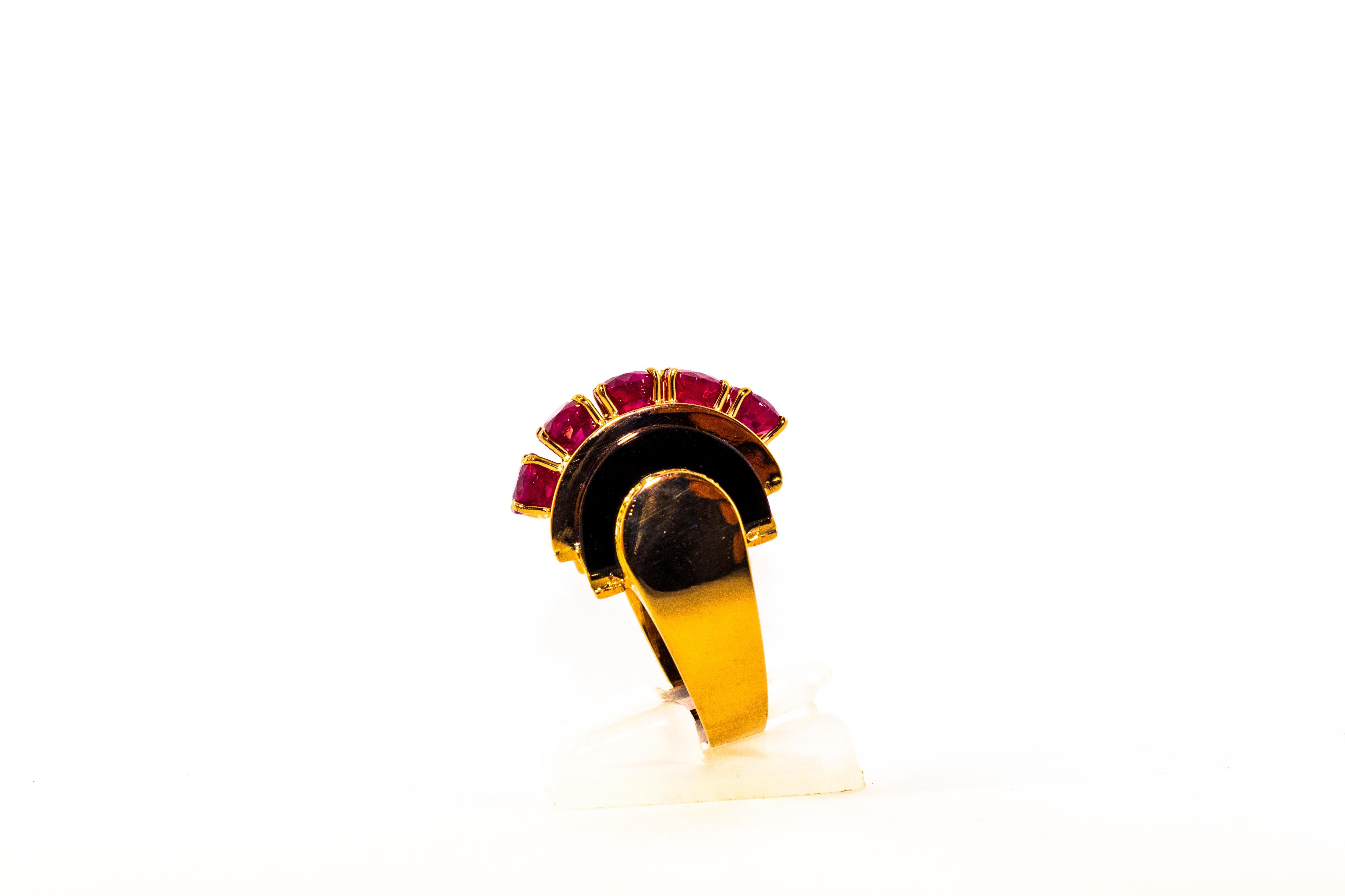 Women's or Men's Art Deco Style 5.25 Carat White Diamond Ruby Onyx Yellow Gold Cocktail Ring For Sale