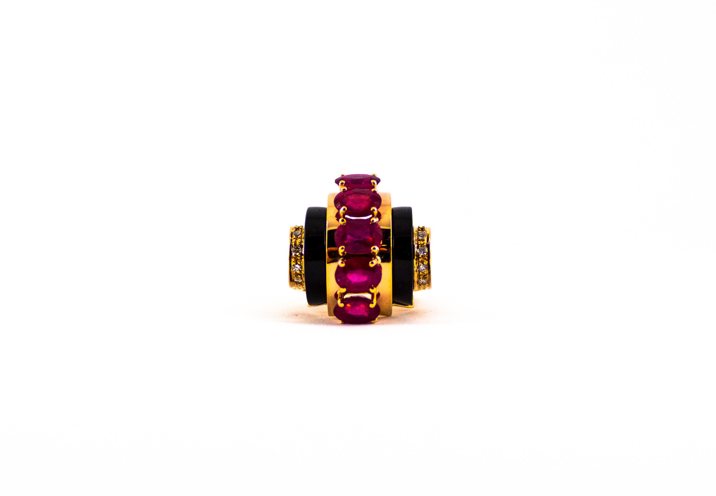 Art Deco Style 5.25 Carat White Diamond Ruby Onyx Yellow Gold Cocktail Ring For Sale 2