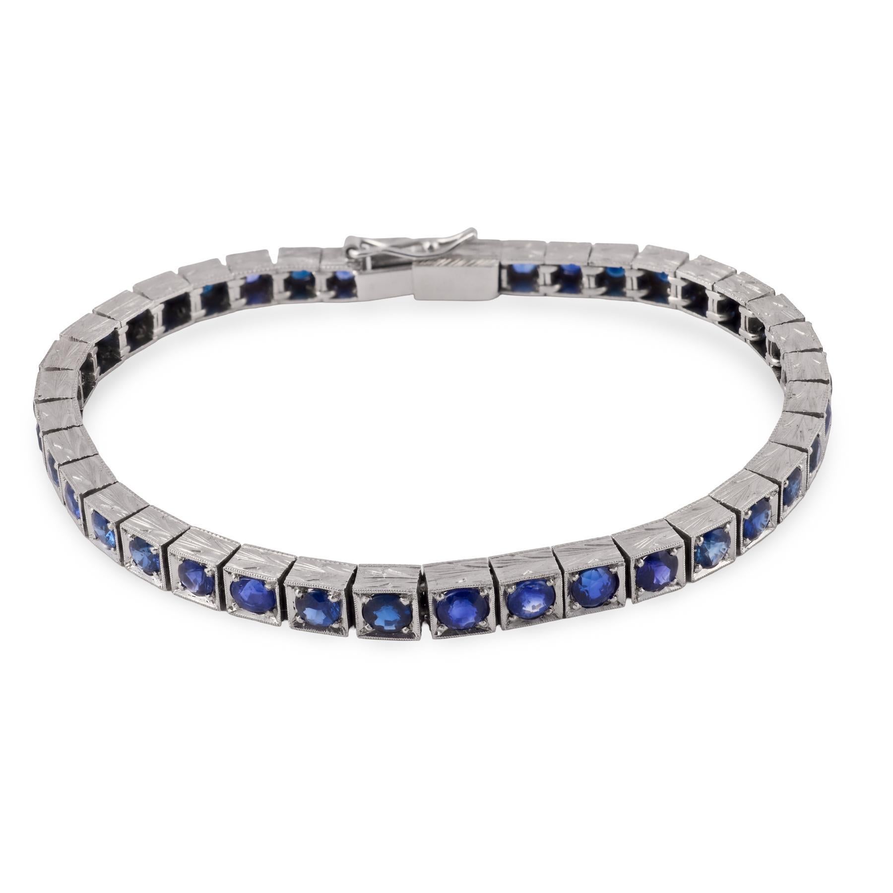 Pulsera de tenis de platino y zafiro estilo Art Déco de 6,00 quilates de peso total en venta 2