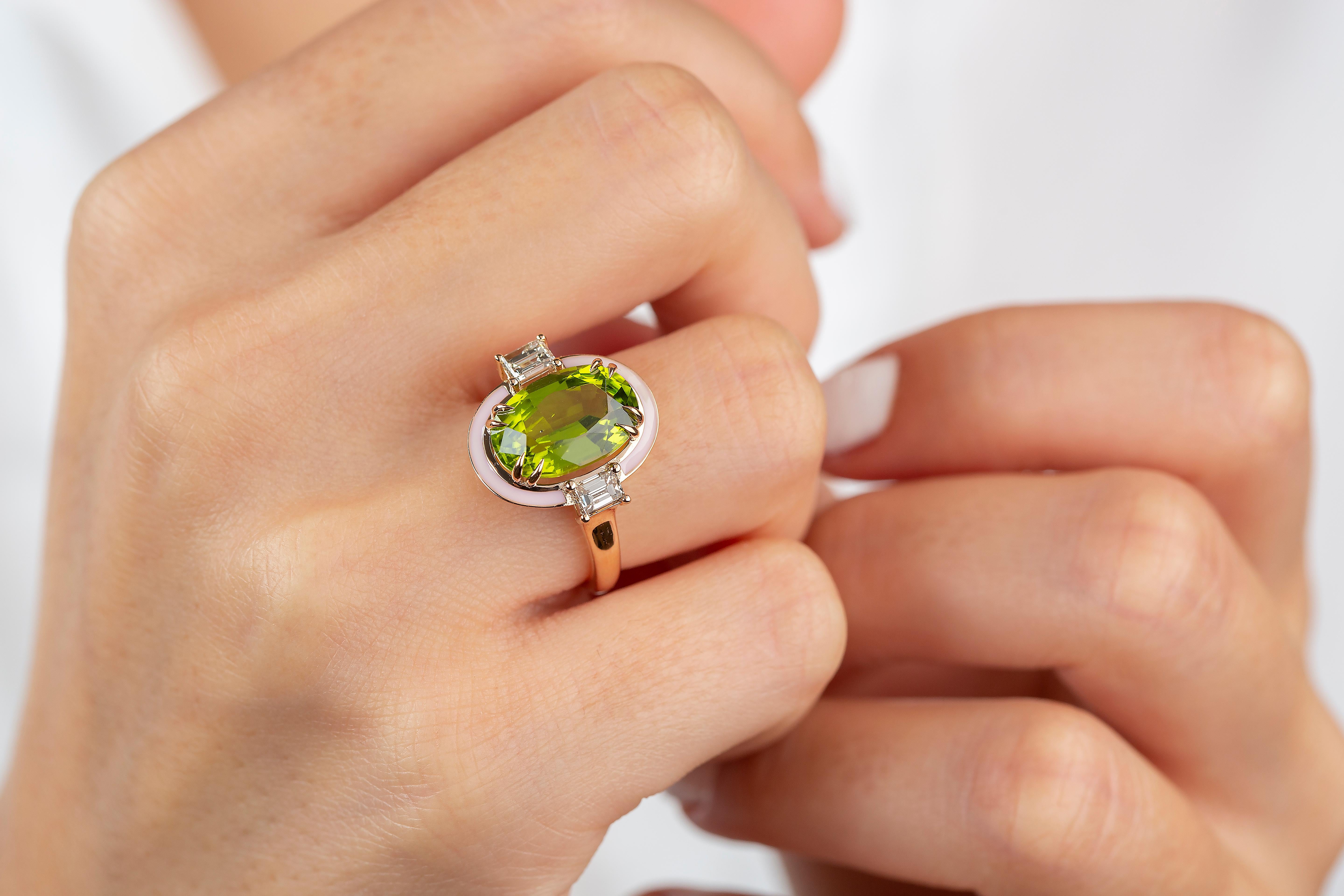 For Sale:  Art Deco Style 6.71 Ct Peridot and Diamond 14K Gold Cocktail Ring 5