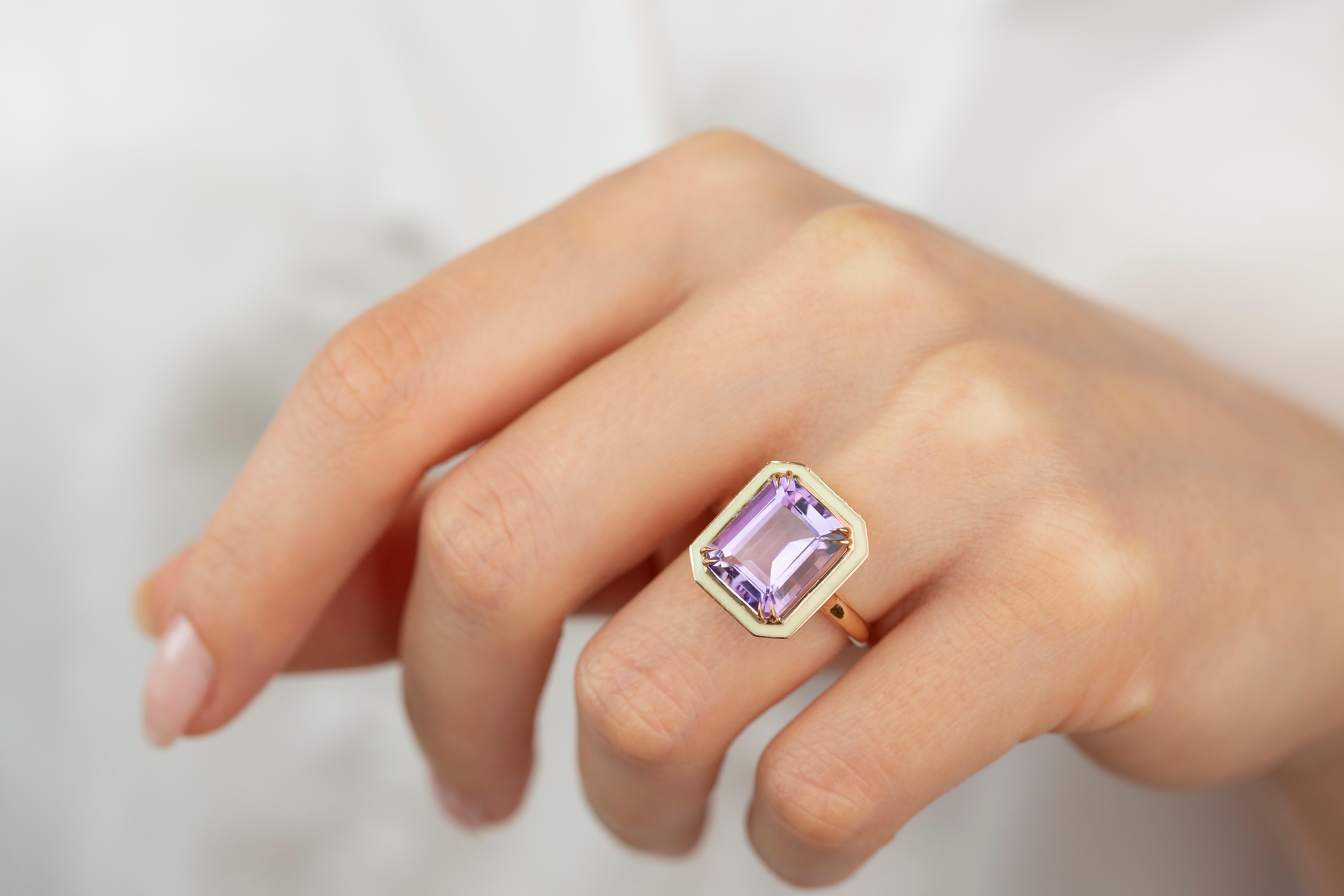For Sale:  Art Deco Style 6.80 Ct. Amethyst 14K Gold Cocktail Ring 5