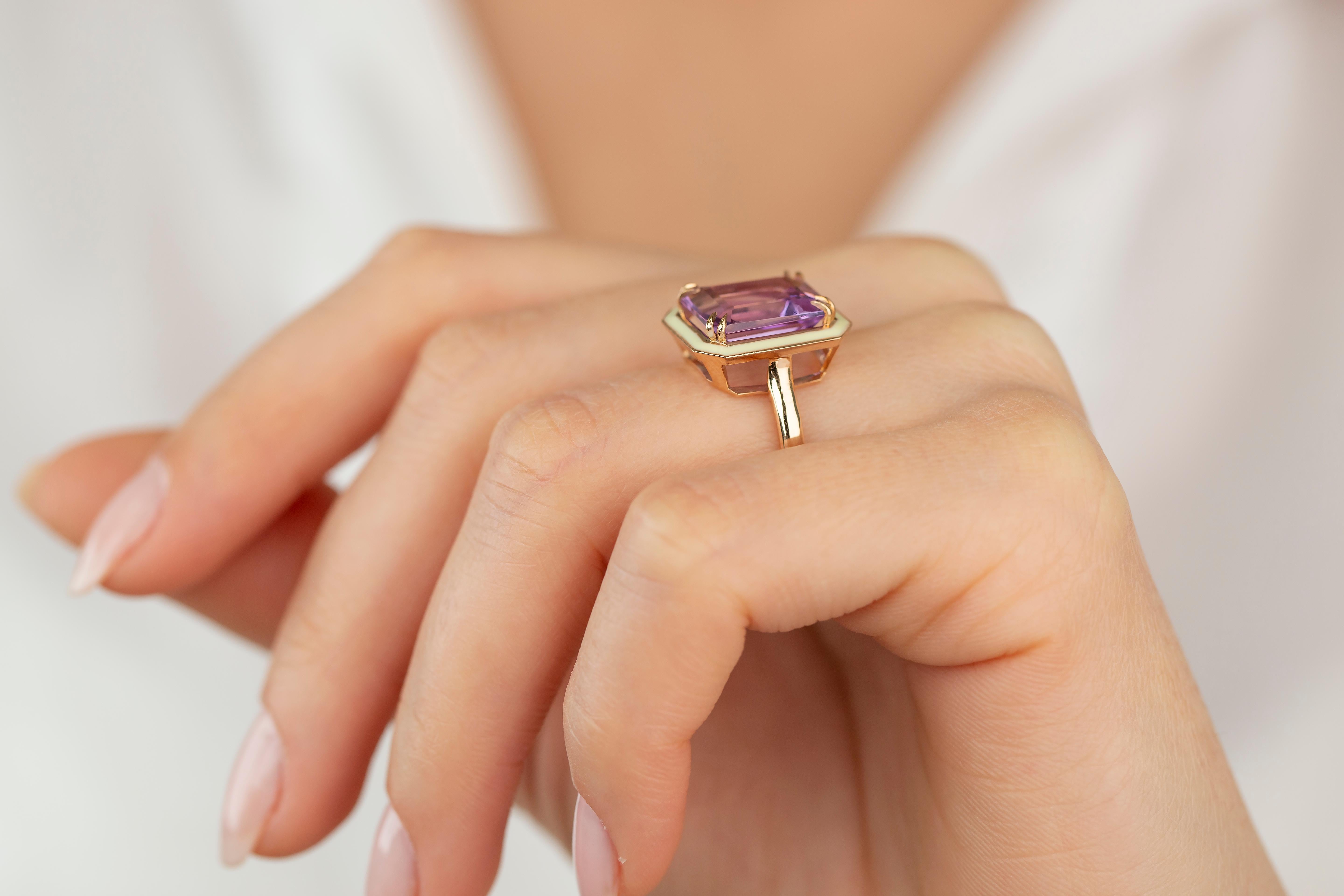 For Sale:  Art Deco Style 6.80 Ct. Amethyst 14K Gold Cocktail Ring 7