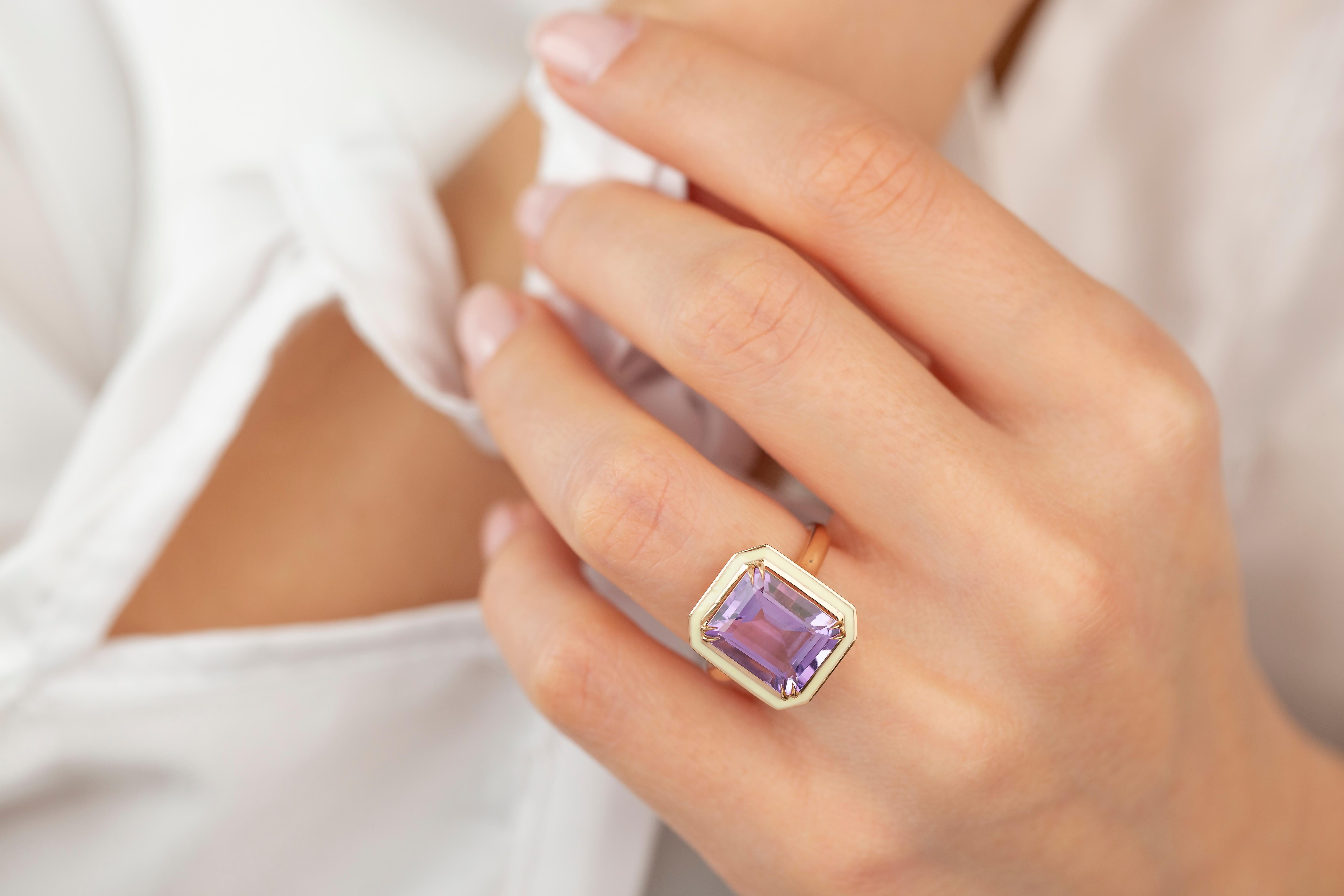 For Sale:  Art Deco Style 6.80 Ct. Amethyst 14K Gold Cocktail Ring 8