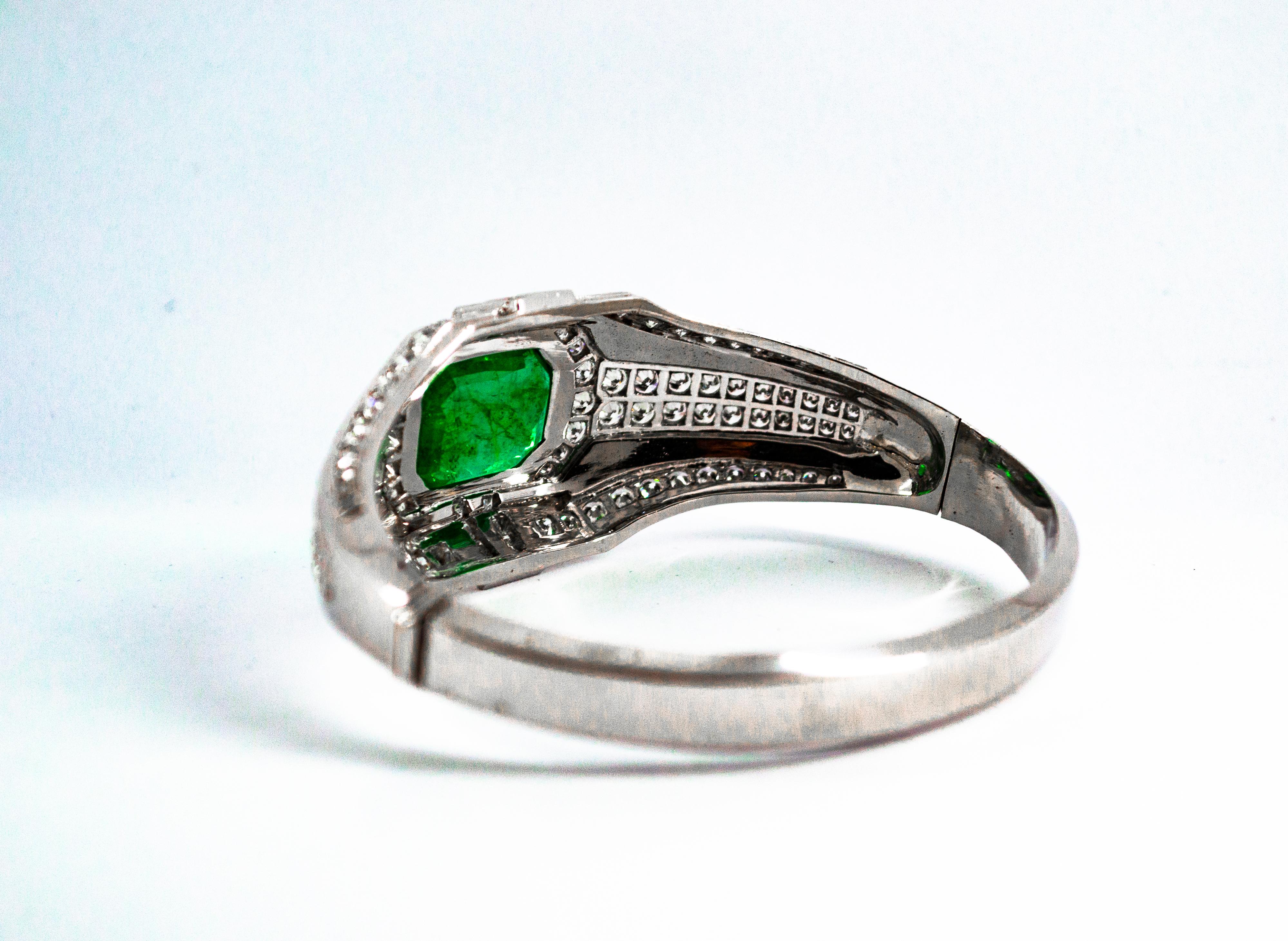 Art Deco Style 7.10 Carat Emerald 7.40 Carat White Diamond White Gold Bracelet For Sale 3