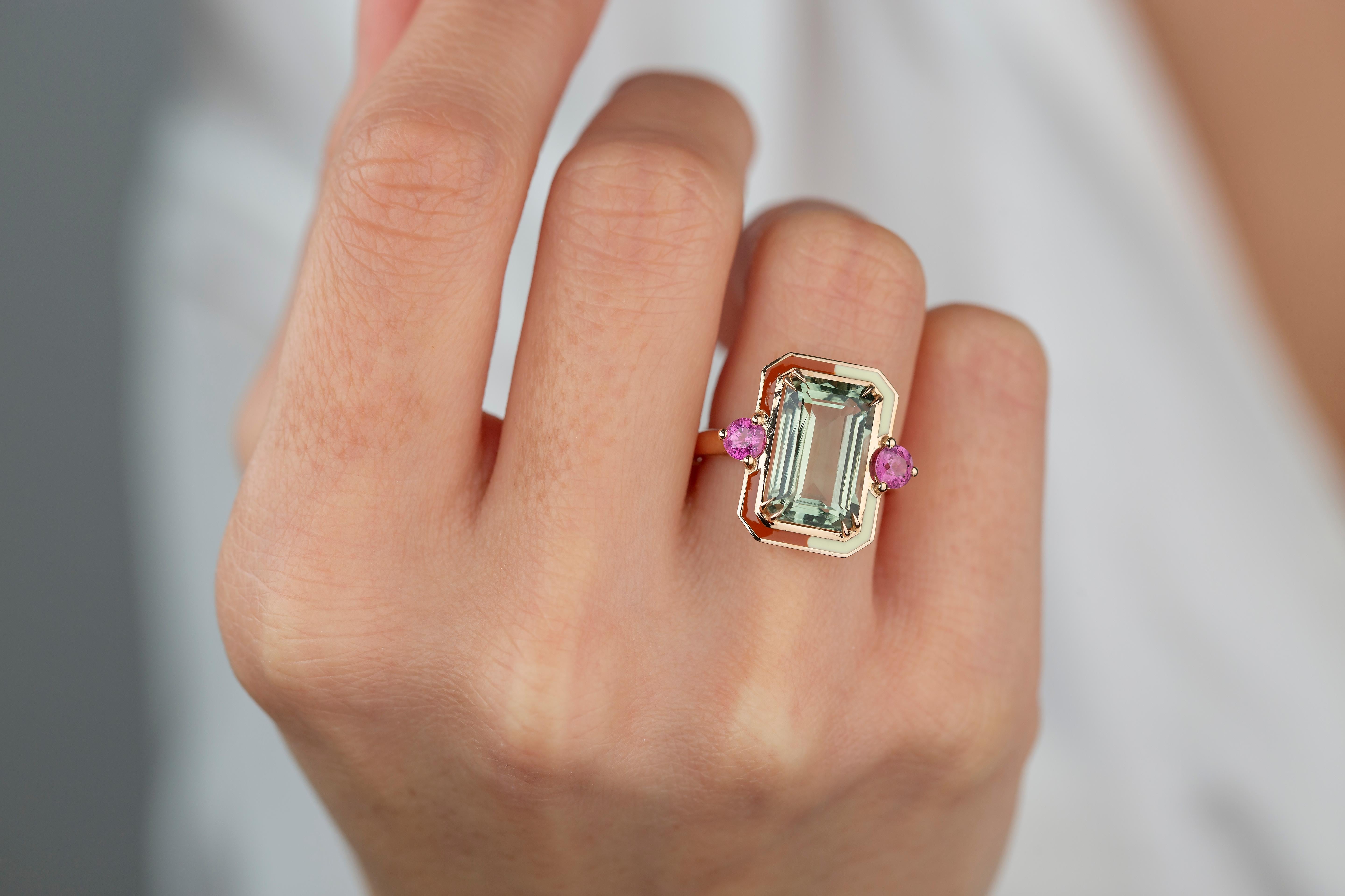 For Sale:  Art Deco Style 7.10 Ct Green Amethyst and Sapphire 14K Gold Cocktail Ring 3