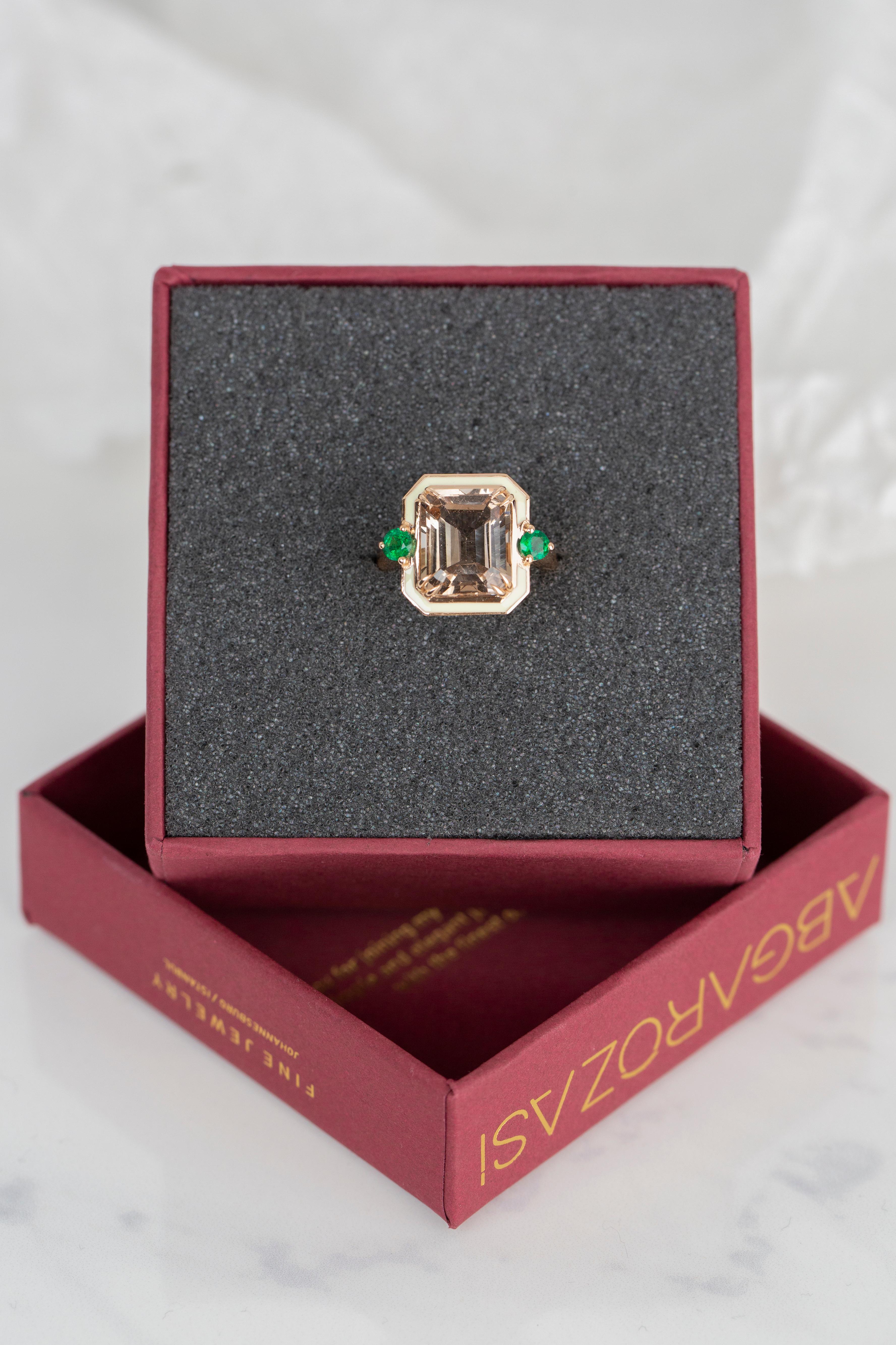 For Sale:  Art Deco Style 7.10 Ct Topaz and Zambian Emerald 14K Gold Cocktail Ring 9