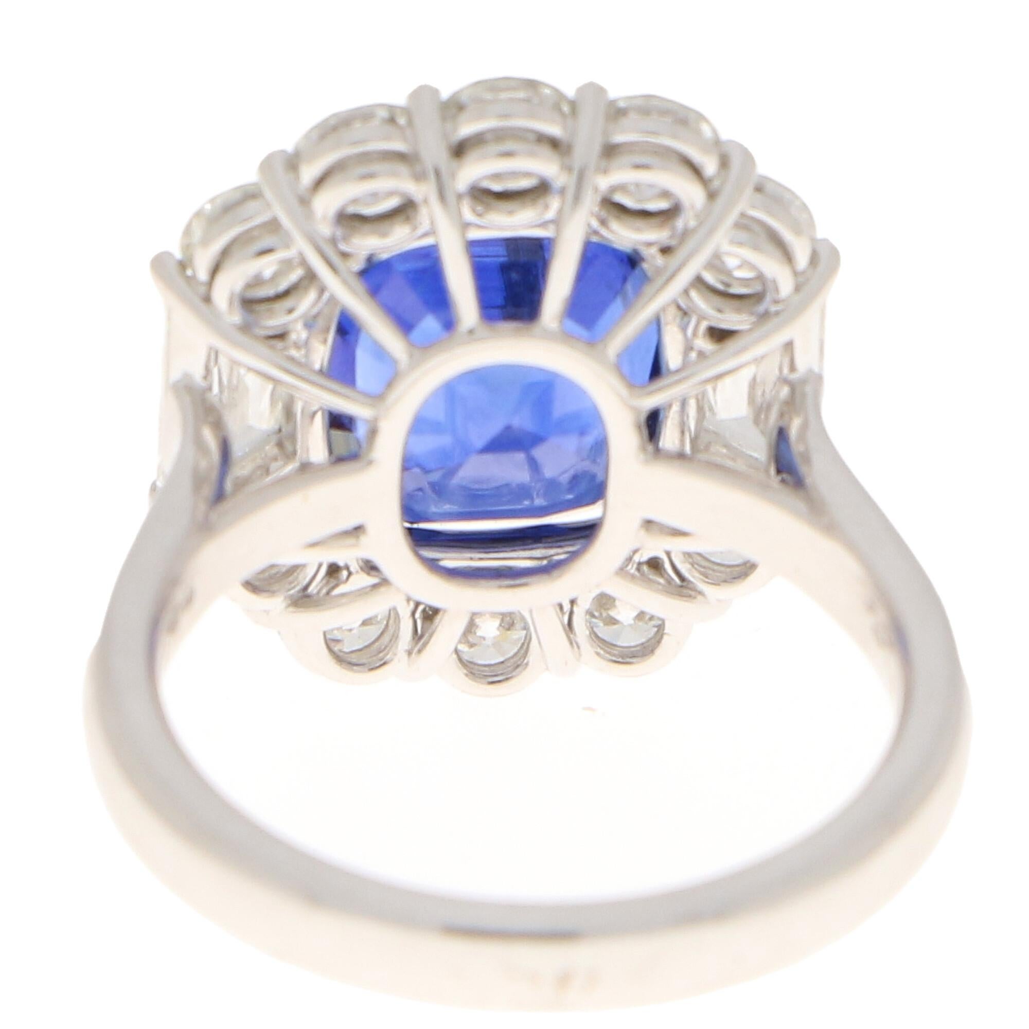 Art Deco Style 7.62 Carat Blue Sapphire and Diamond Cluster Ring Set in Platinum In Good Condition In London, GB