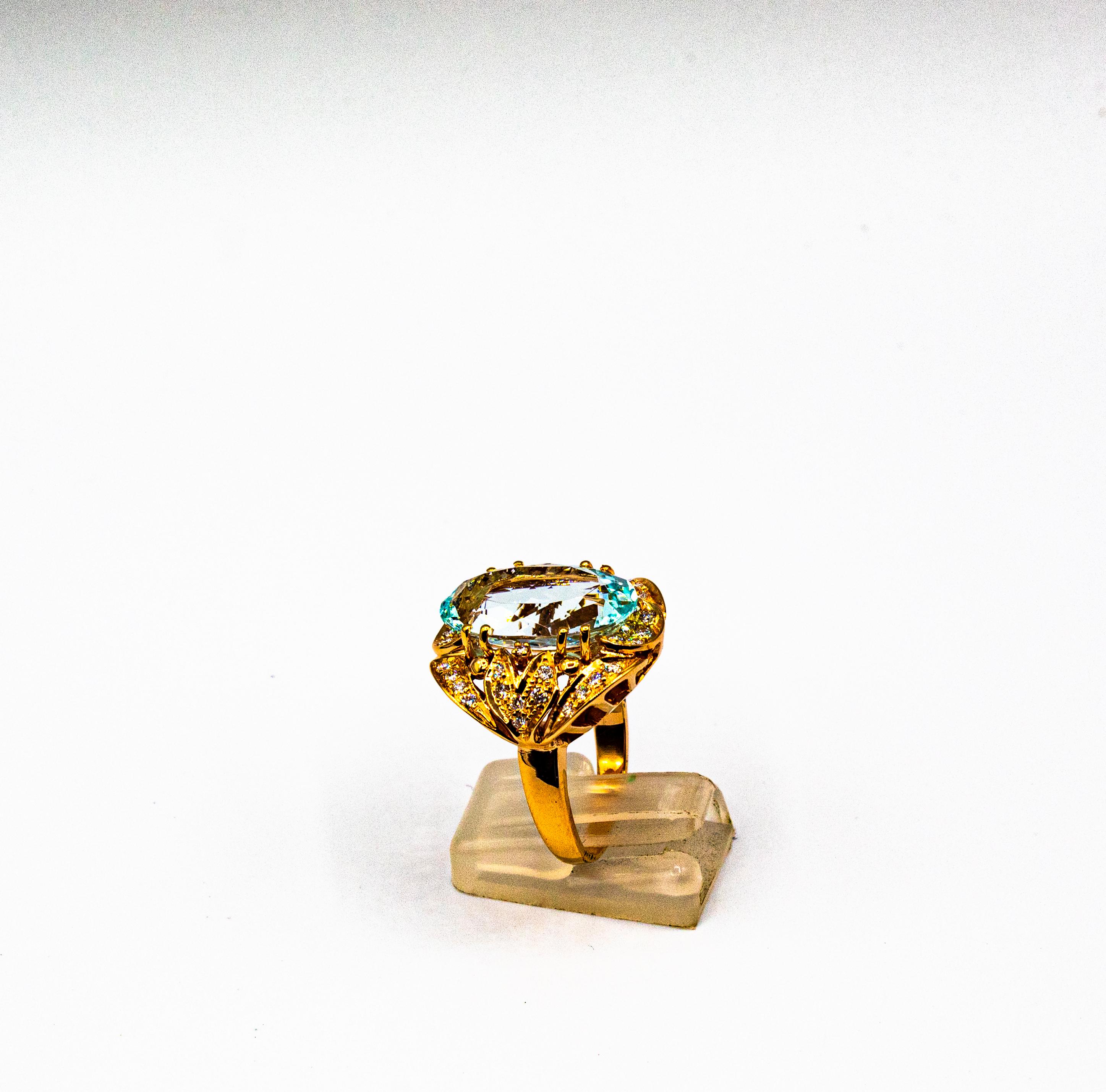 Women's or Men's Art Deco Style 9.17 Carat White Diamond Aquamarine Yellow Gold Cocktail Ring