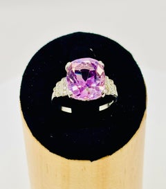 ART DECO STYLE 9.24 CARAT KUNZITE & DIAMOND DRESS RING in PLATINUM